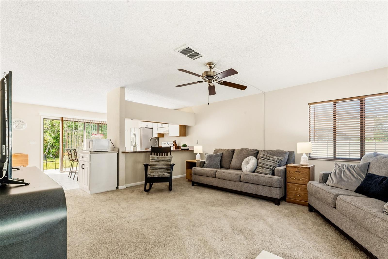 8 LLADD CT, PALM COAST, FL — photo 9