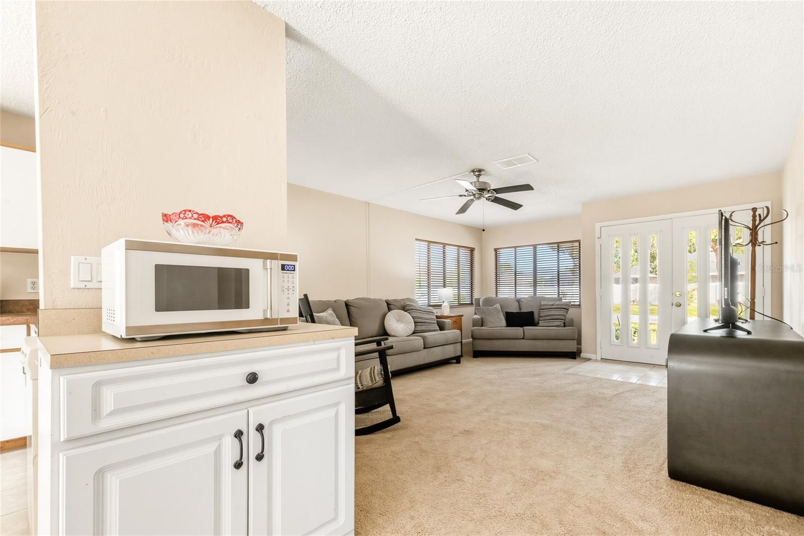 8 LLADD CT, PALM COAST, FL — photo 15