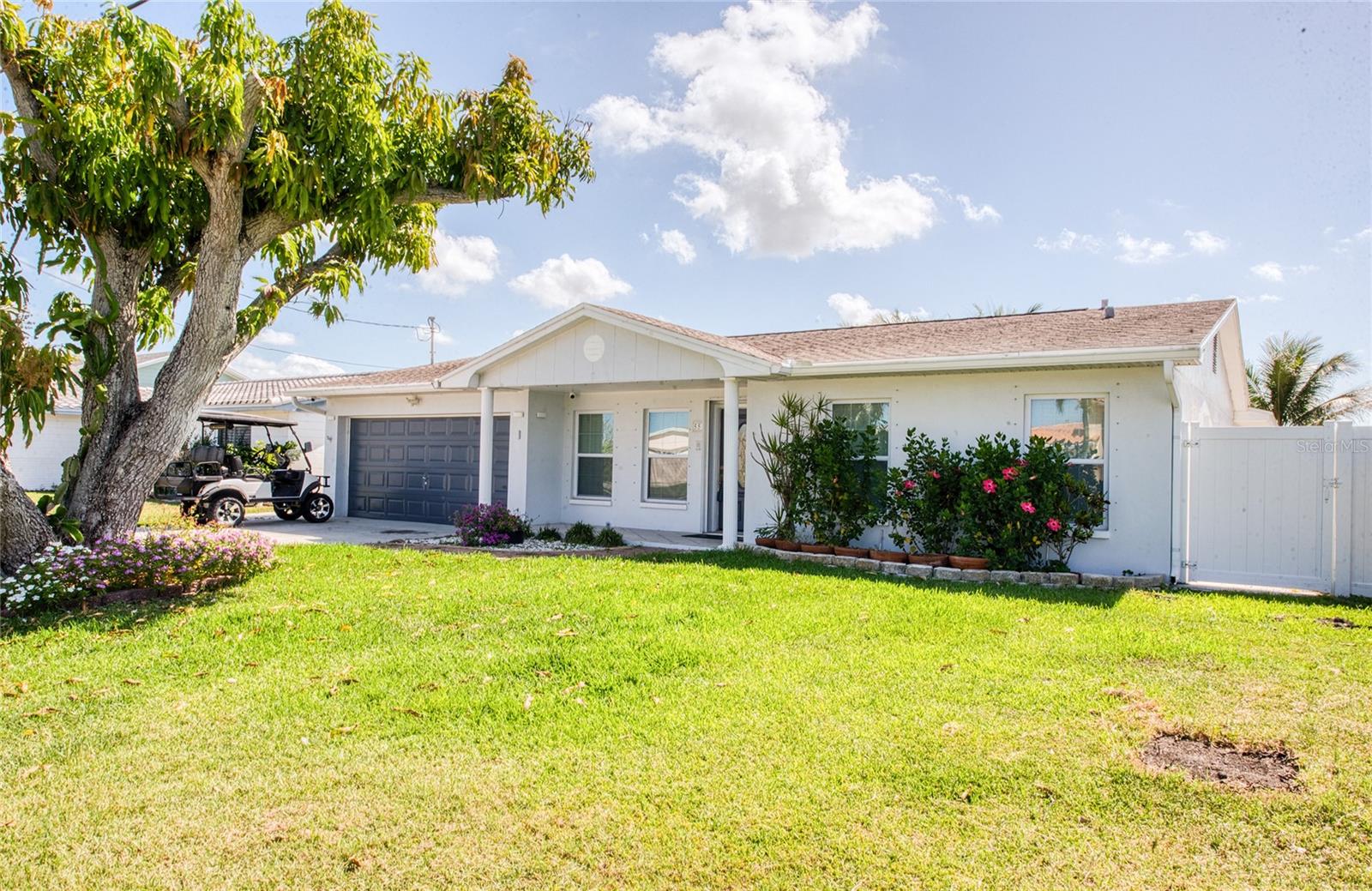 551 CRYSTAL DR, MADEIRA BEACH, FL — photo 3