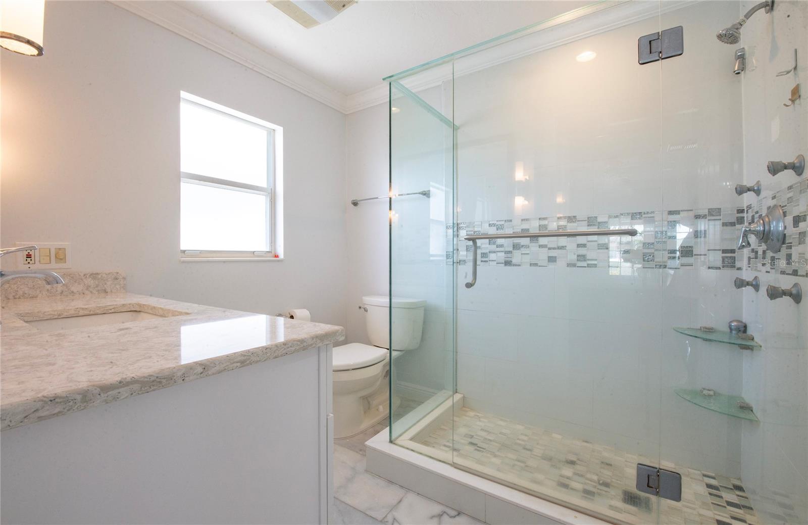 551 CRYSTAL DR, MADEIRA BEACH, FL — photo 42
