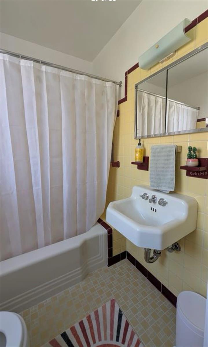 1520 E 21ST AVE, TAMPA, FL — photo 13