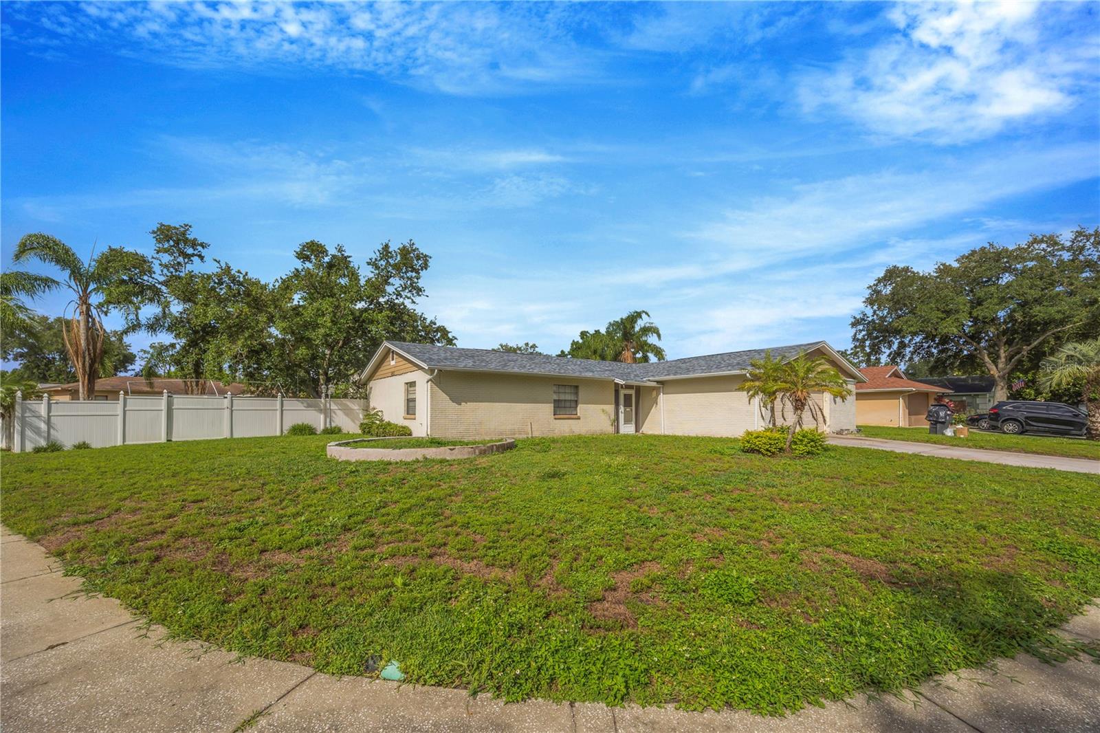 4953 PENNSBURY DR, TAMPA, FL — photo 4