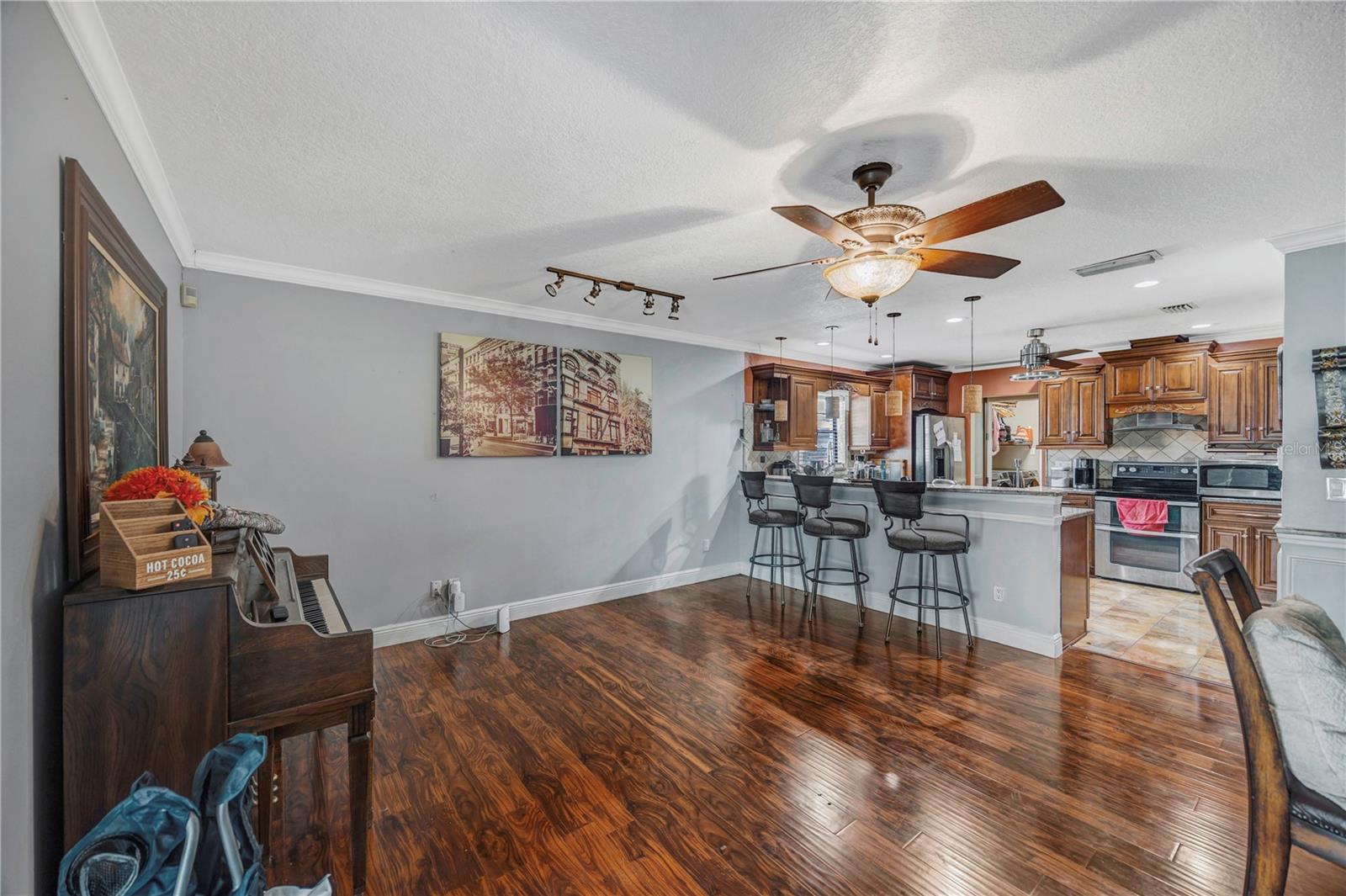 4953 PENNSBURY DR, TAMPA, FL — photo 17