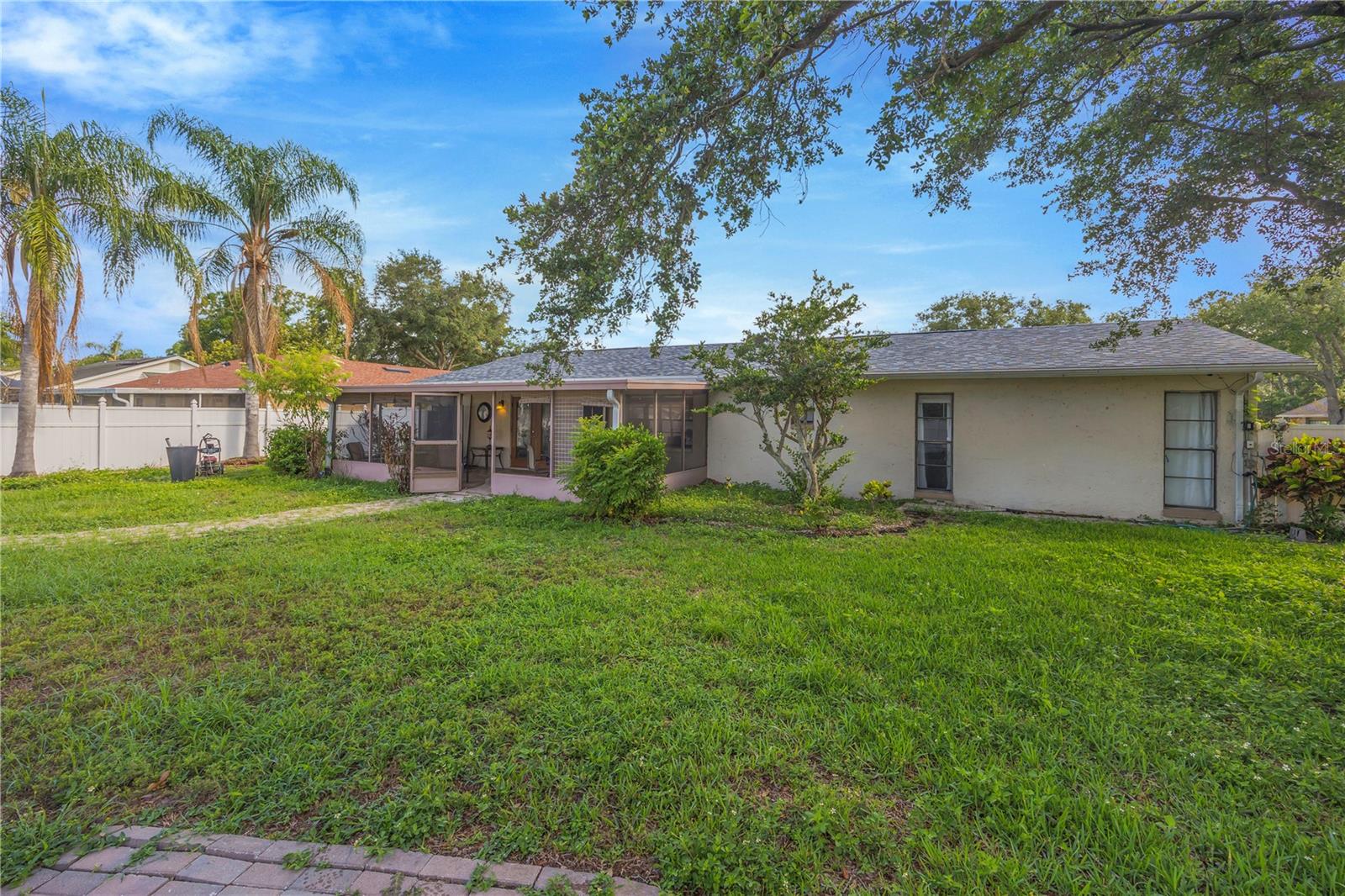 4953 PENNSBURY DR, TAMPA, FL — photo 38