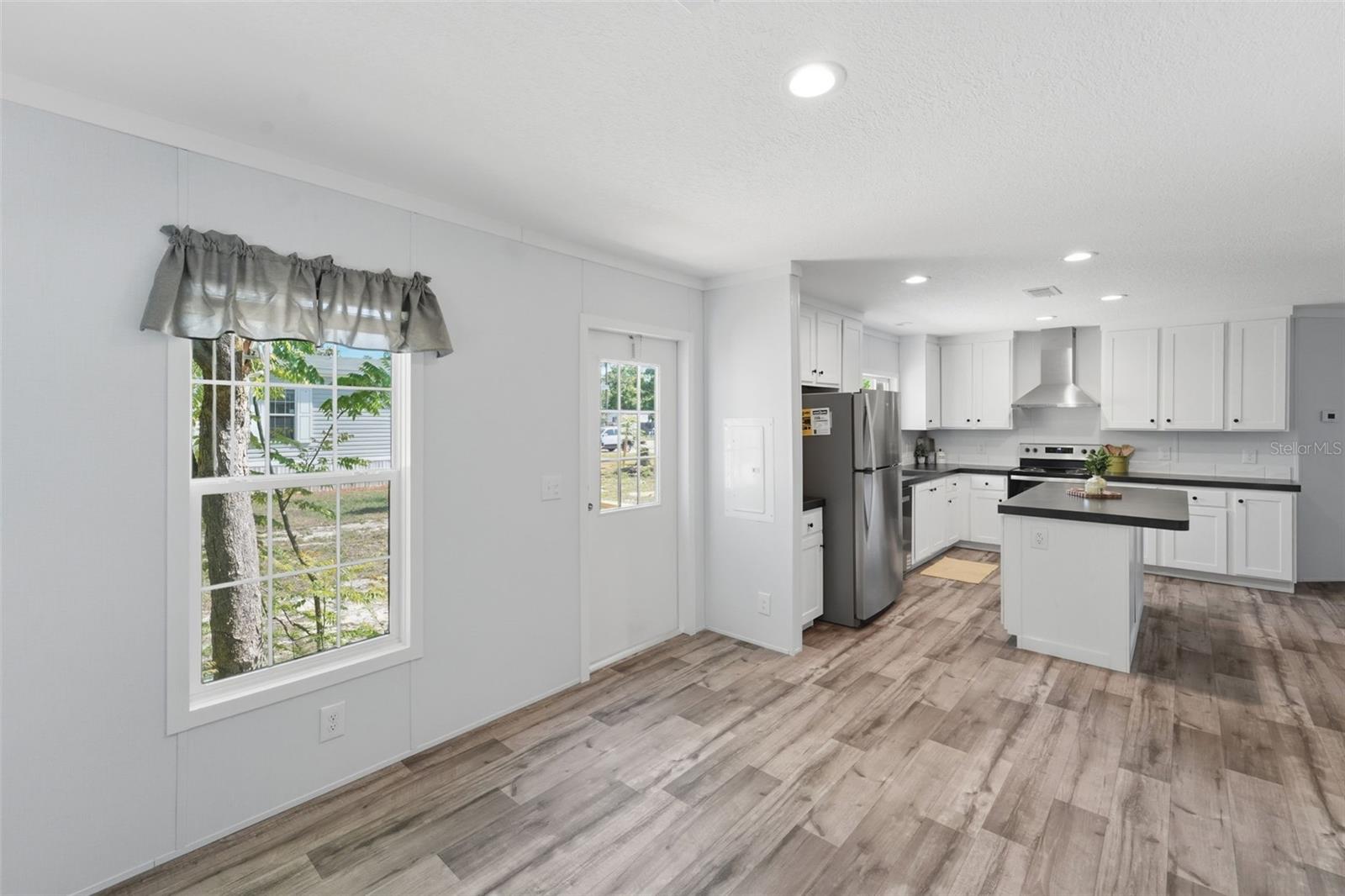 42039 CHERRY AVE, DELAND, FL — photo 23