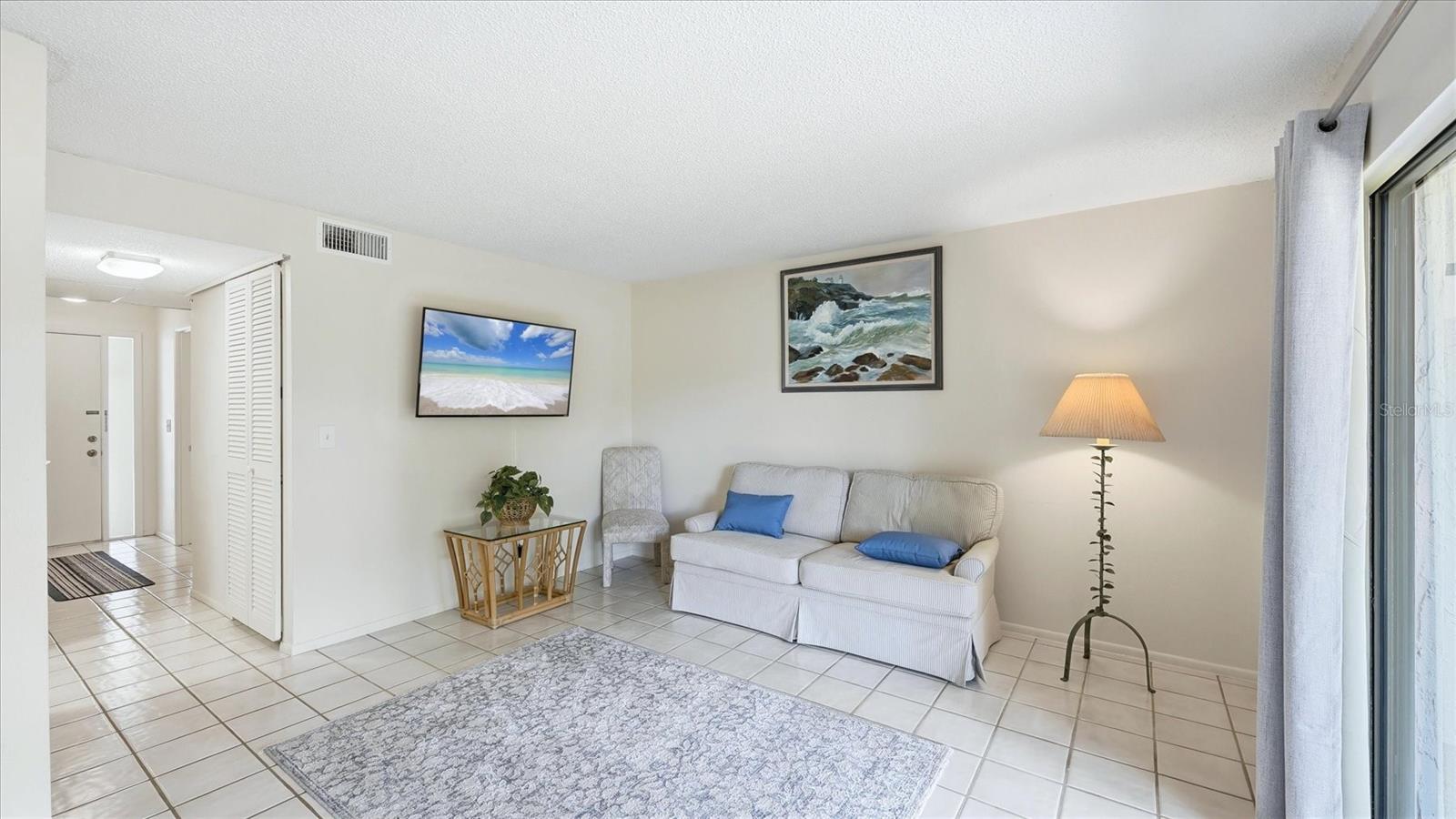 3025 QUAIL HOLW #17, SARASOTA, FL — photo 7