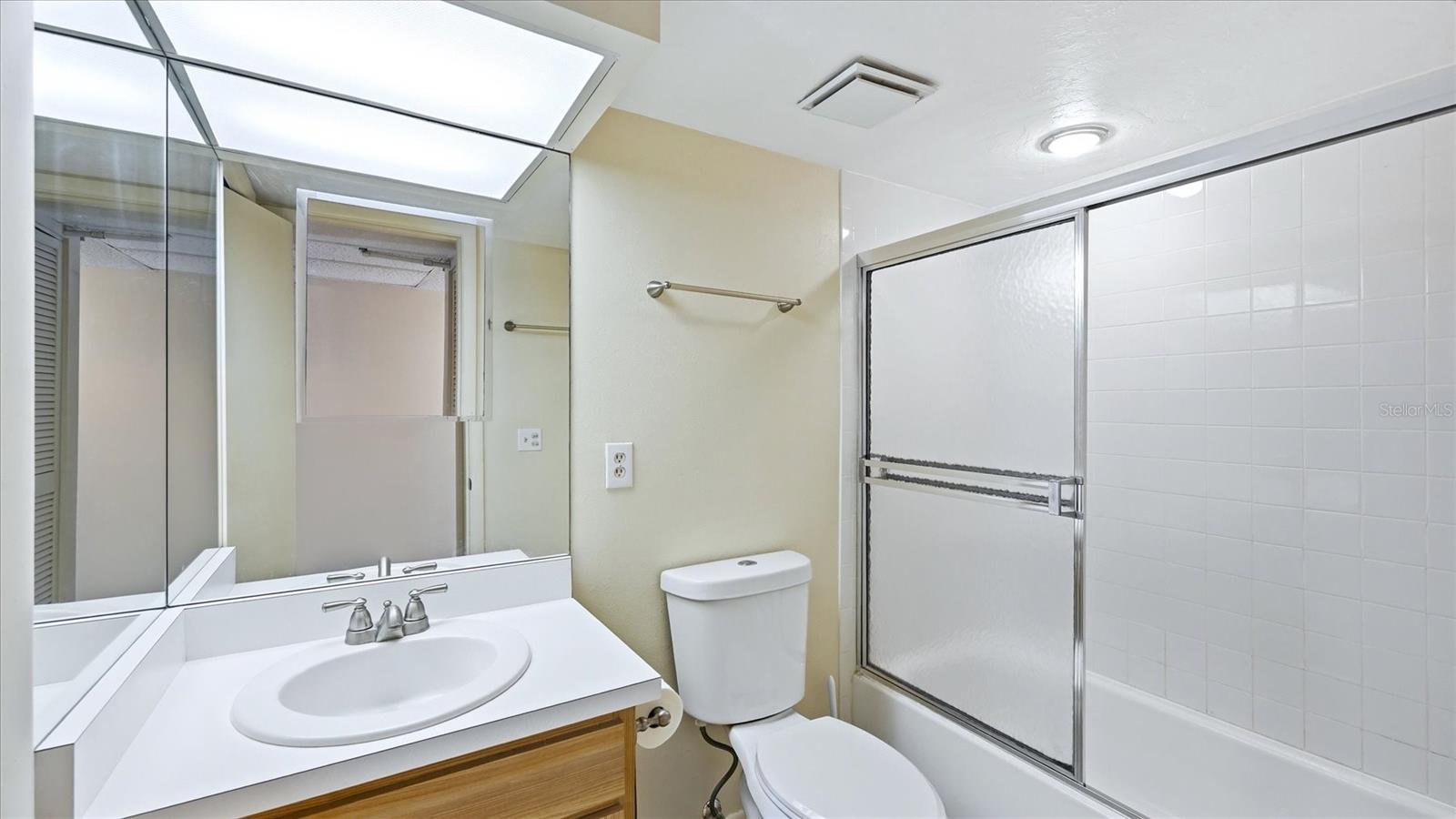 3025 QUAIL HOLW #17, SARASOTA, FL — photo 19