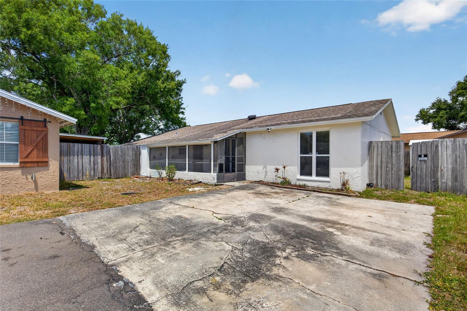6401 REGATTA CT, TAMPA, FL