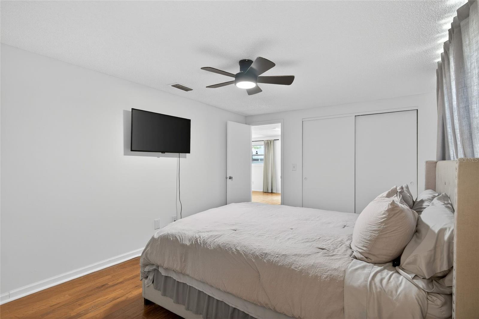 6401 REGATTA CT, TAMPA, FL — photo 11