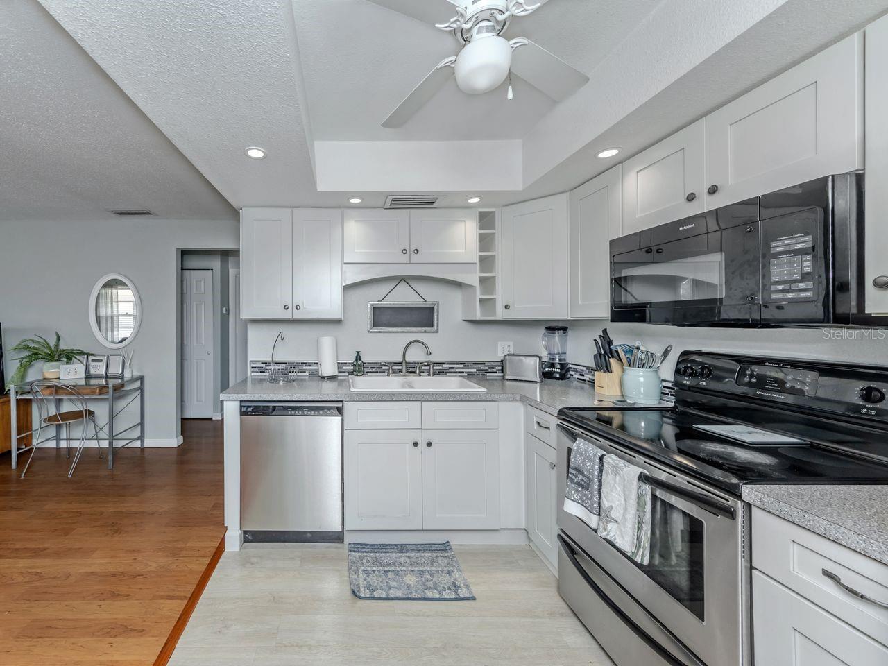 400 BASE AVE E #227, VENICE, FL — photo 5