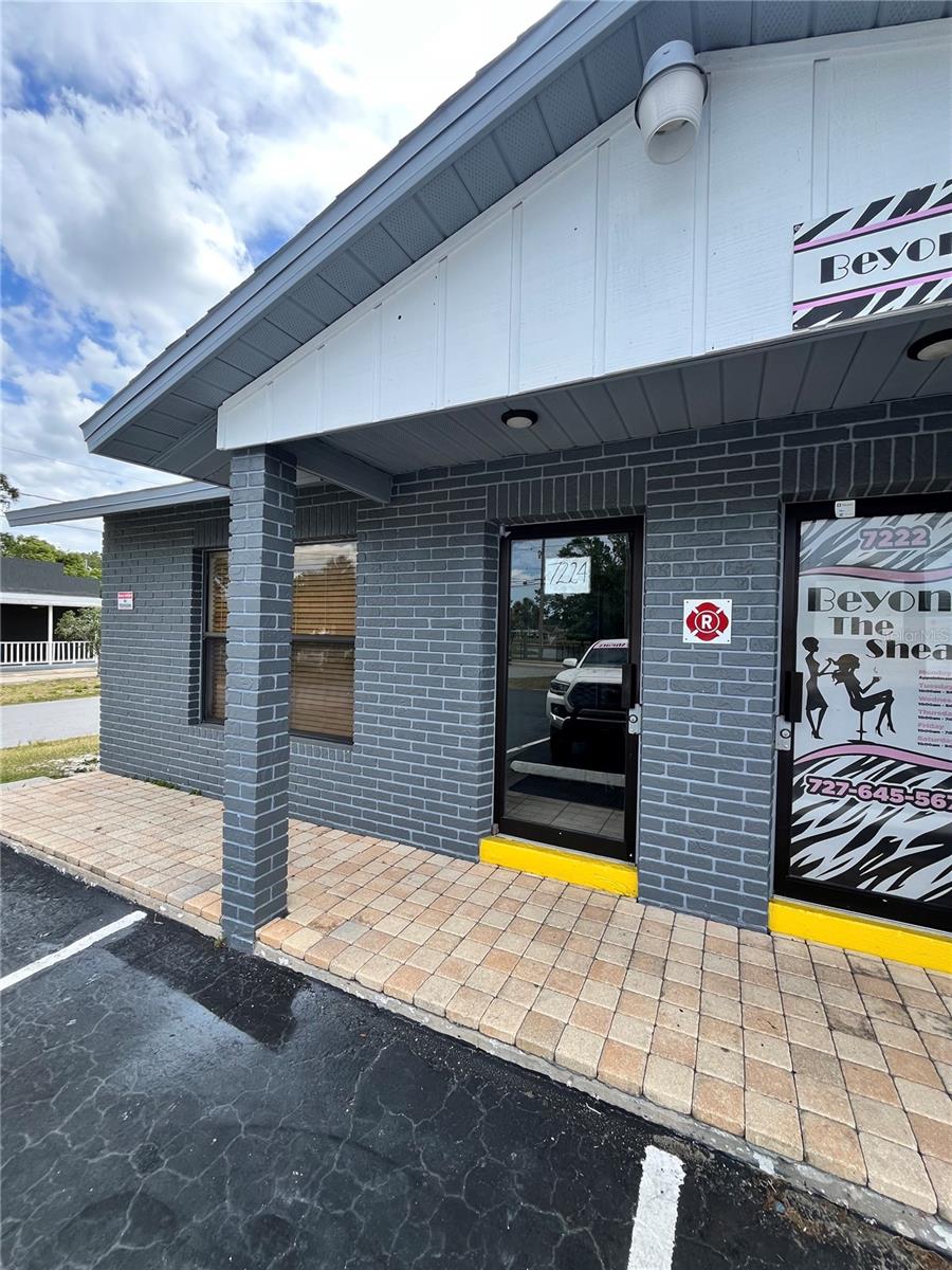 7218 CONGRESS ST., NEW PORT RICHEY, FL