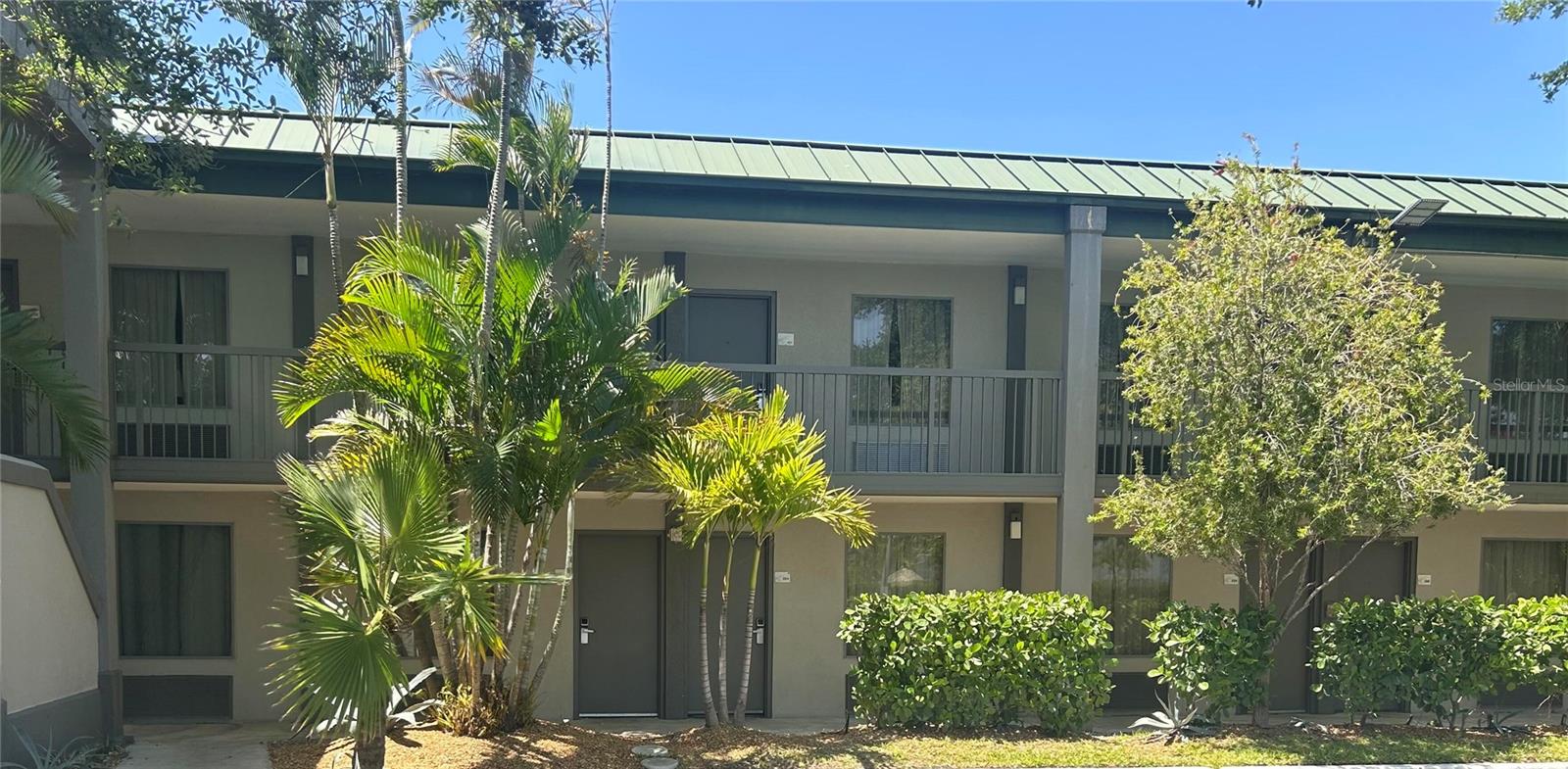 7150 N TAMIAMI TRL #S-604, SARASOTA, FL