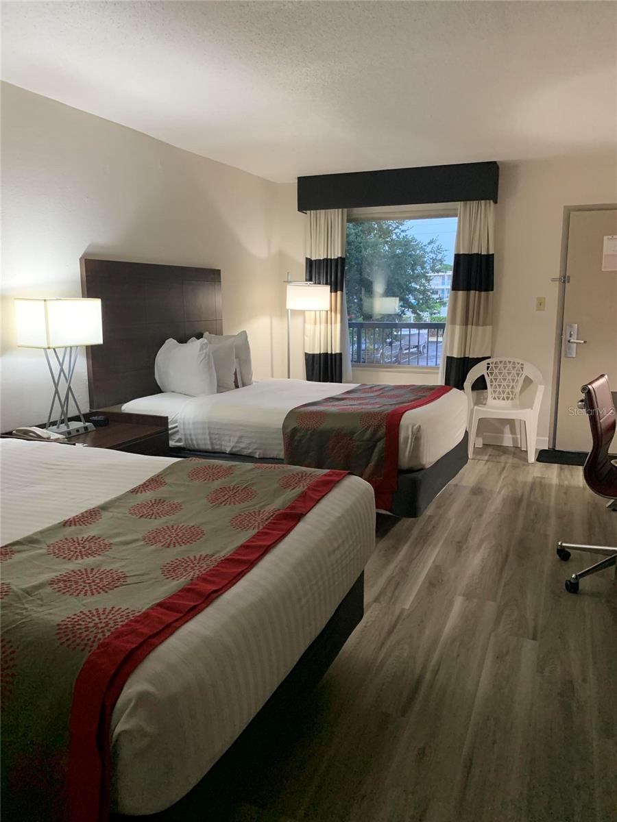 7150 N TAMIAMI TRL #S-604, SARASOTA, FL — photo 6