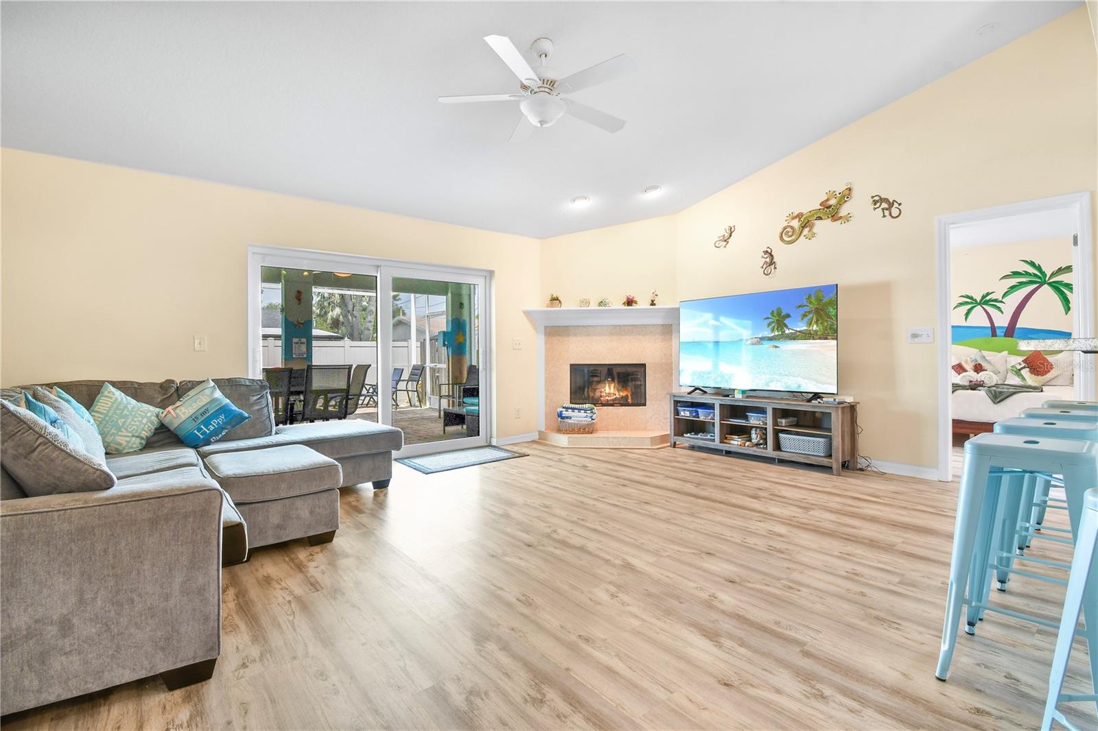 29708 69TH ST N, CLEARWATER, FL — photo 10