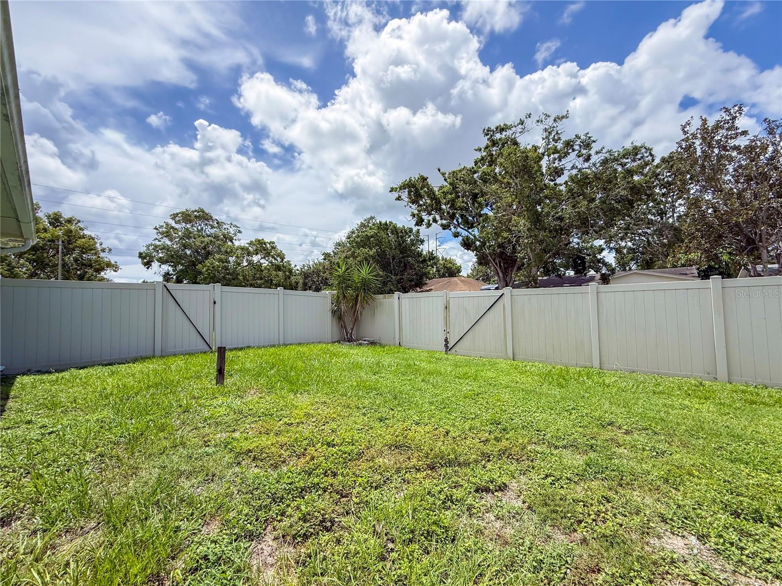 29708 69TH ST N, CLEARWATER, FL — photo 43