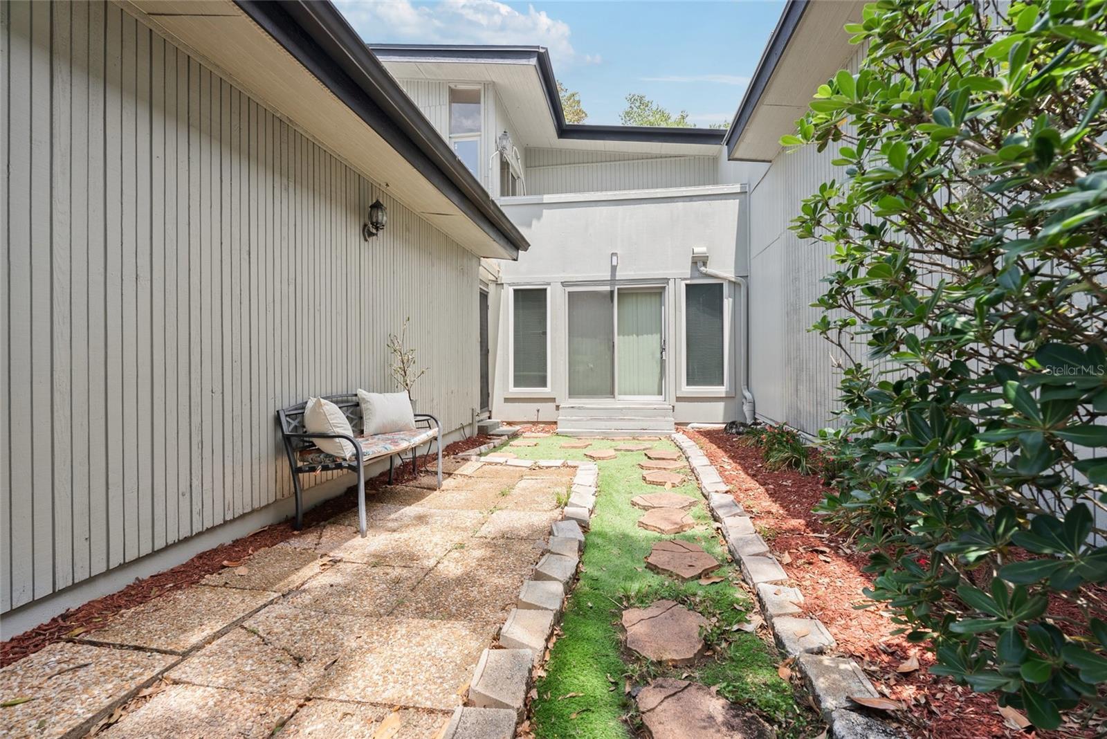 1923 LAKE ALDEN DR #A, APOPKA, FL — photo 2