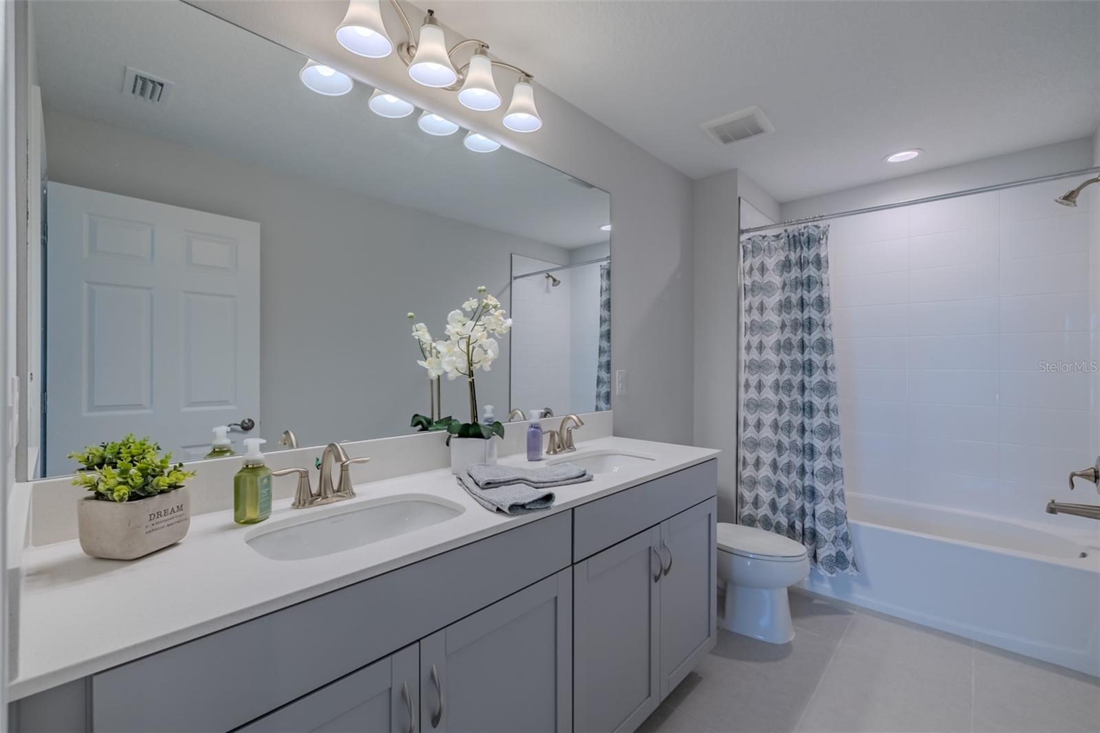 14733 GALLOP RUN DR, LITHIA, FL — photo 32