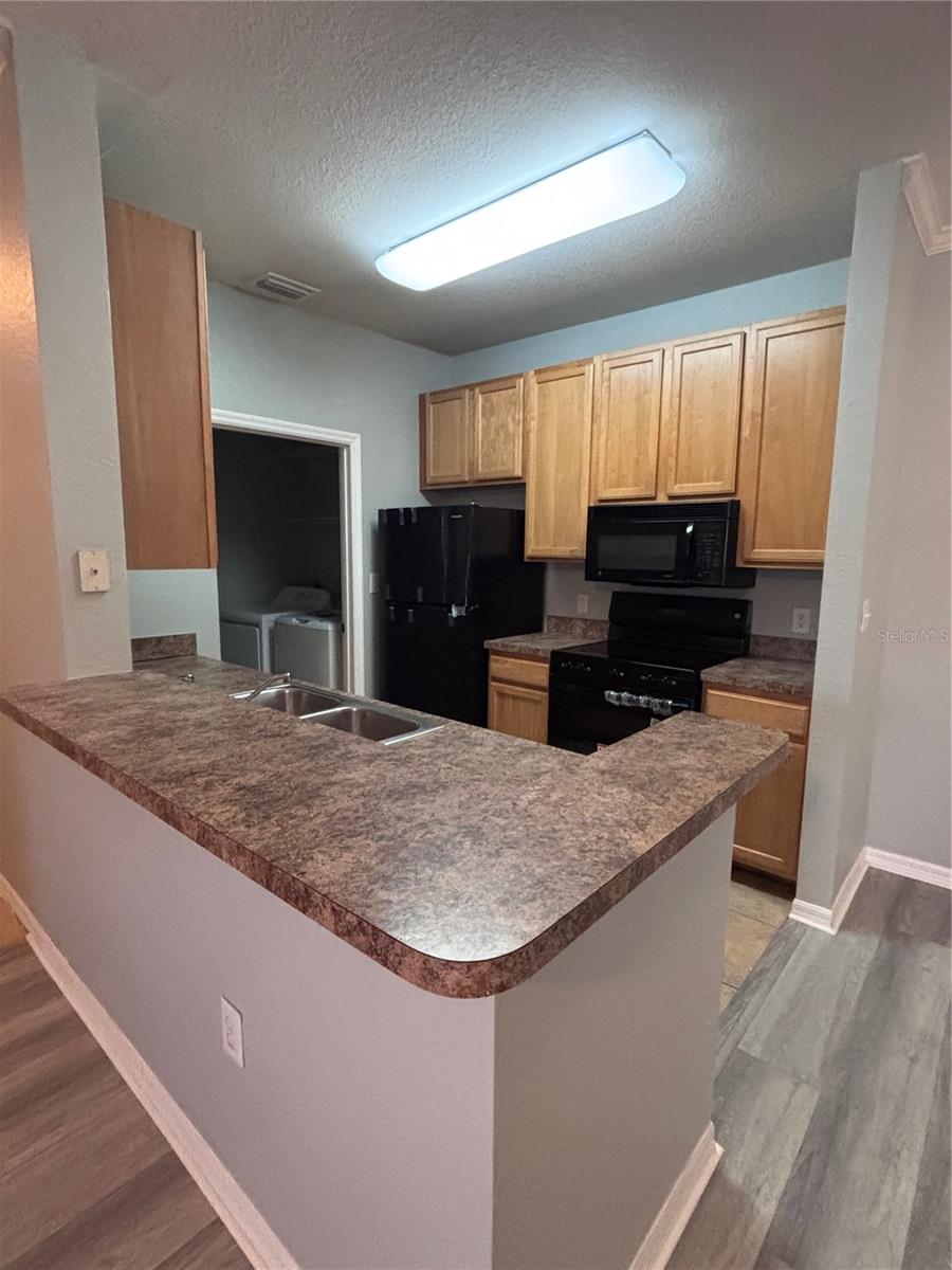 2406 COURTNEY MEADOWS CT #104, TAMPA, FL — photo 10