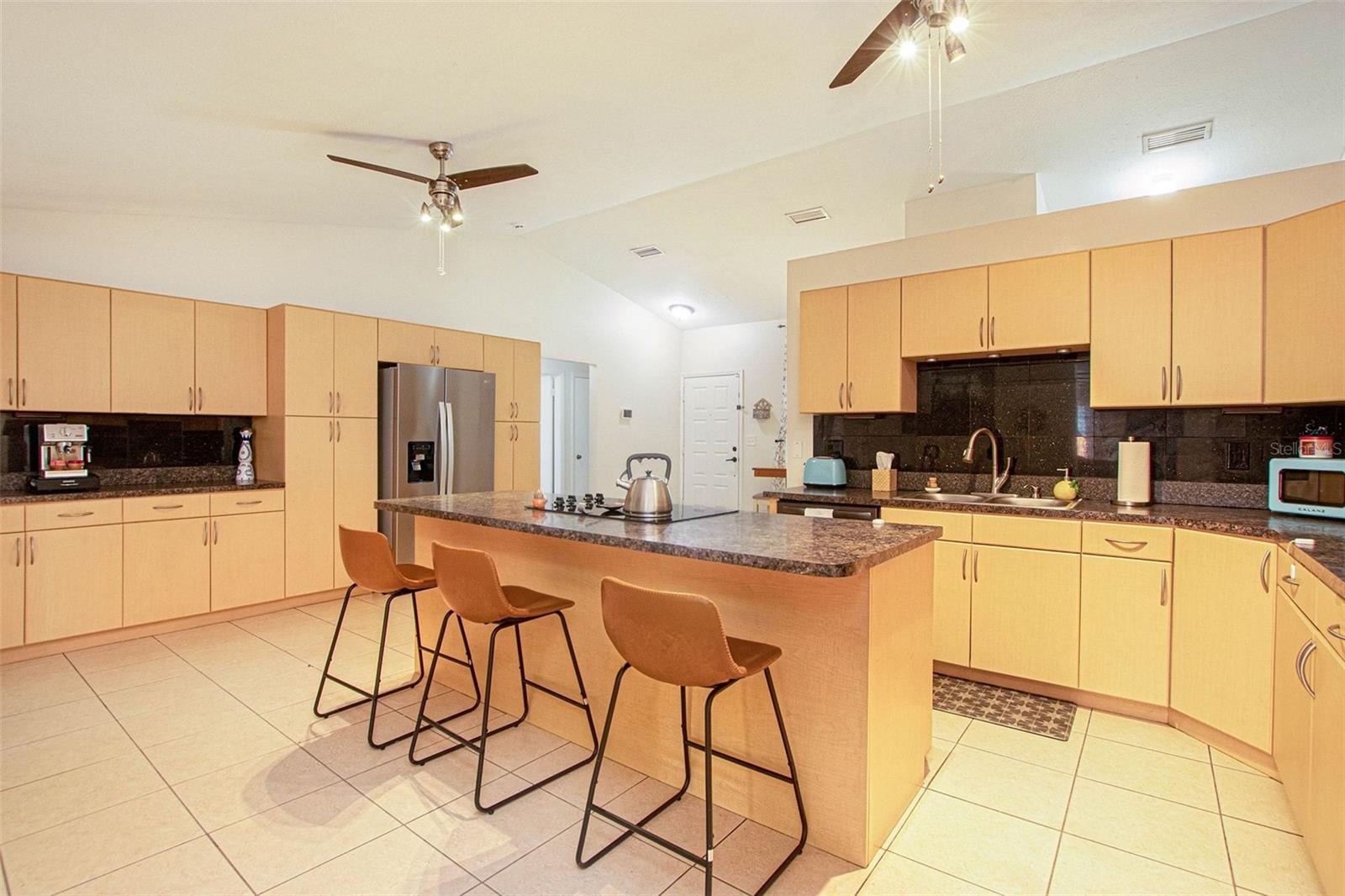 4105 SPRING WAY CIR, VALRICO, FL — photo 12