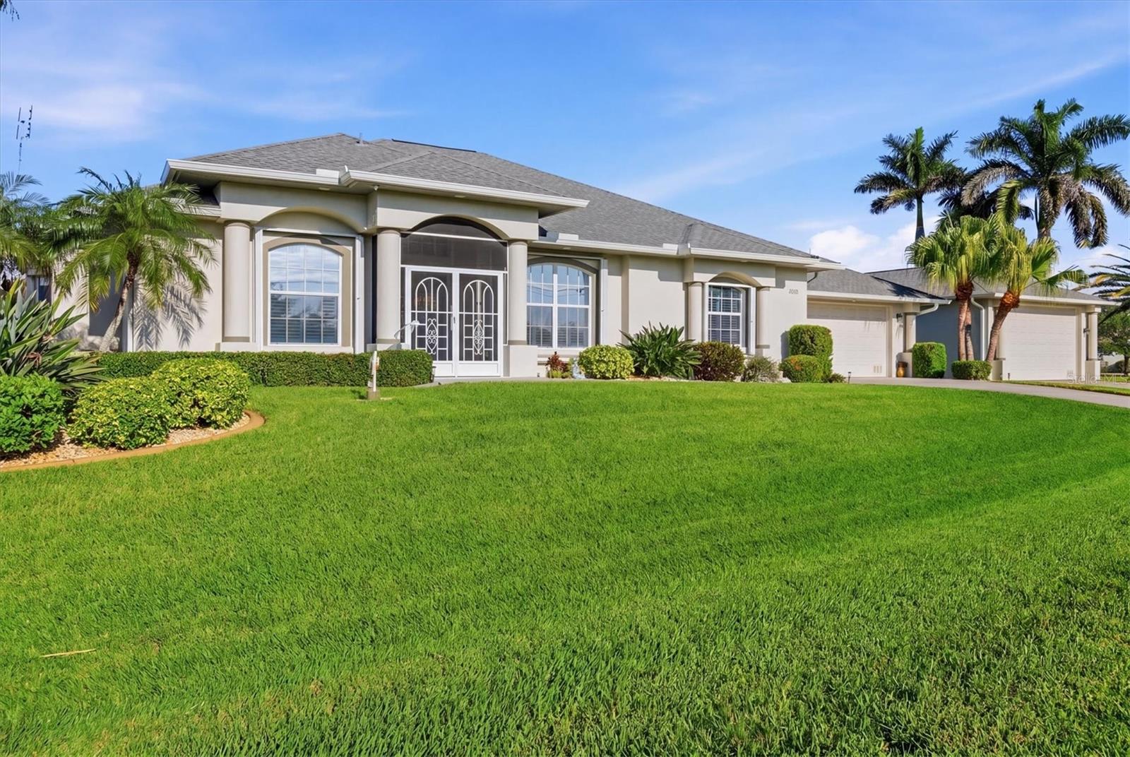 8050 TRACY CIR, PORT CHARLOTTE, FL
