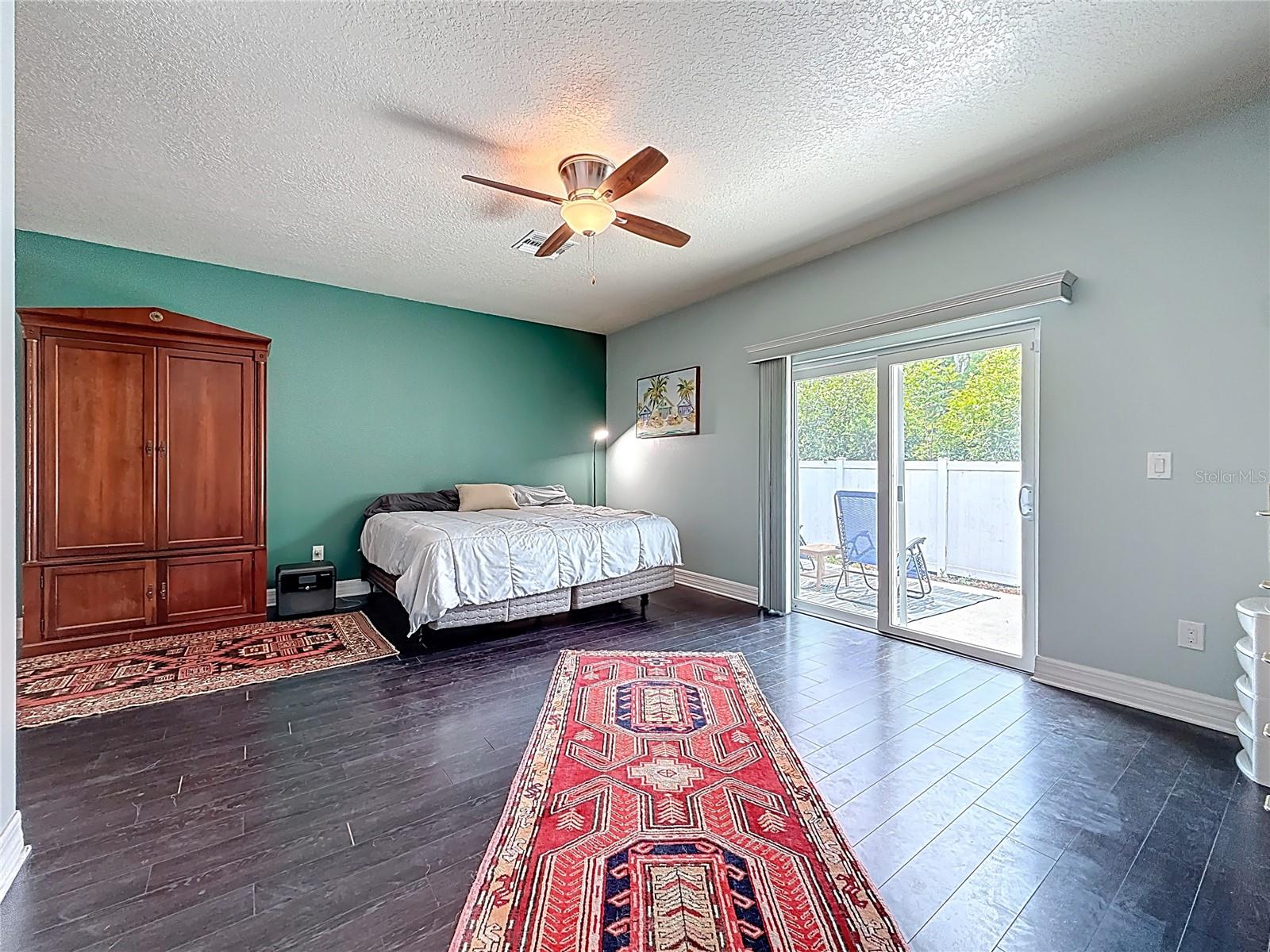 1590 BURNS DR, CLEARWATER, FL — photo 15