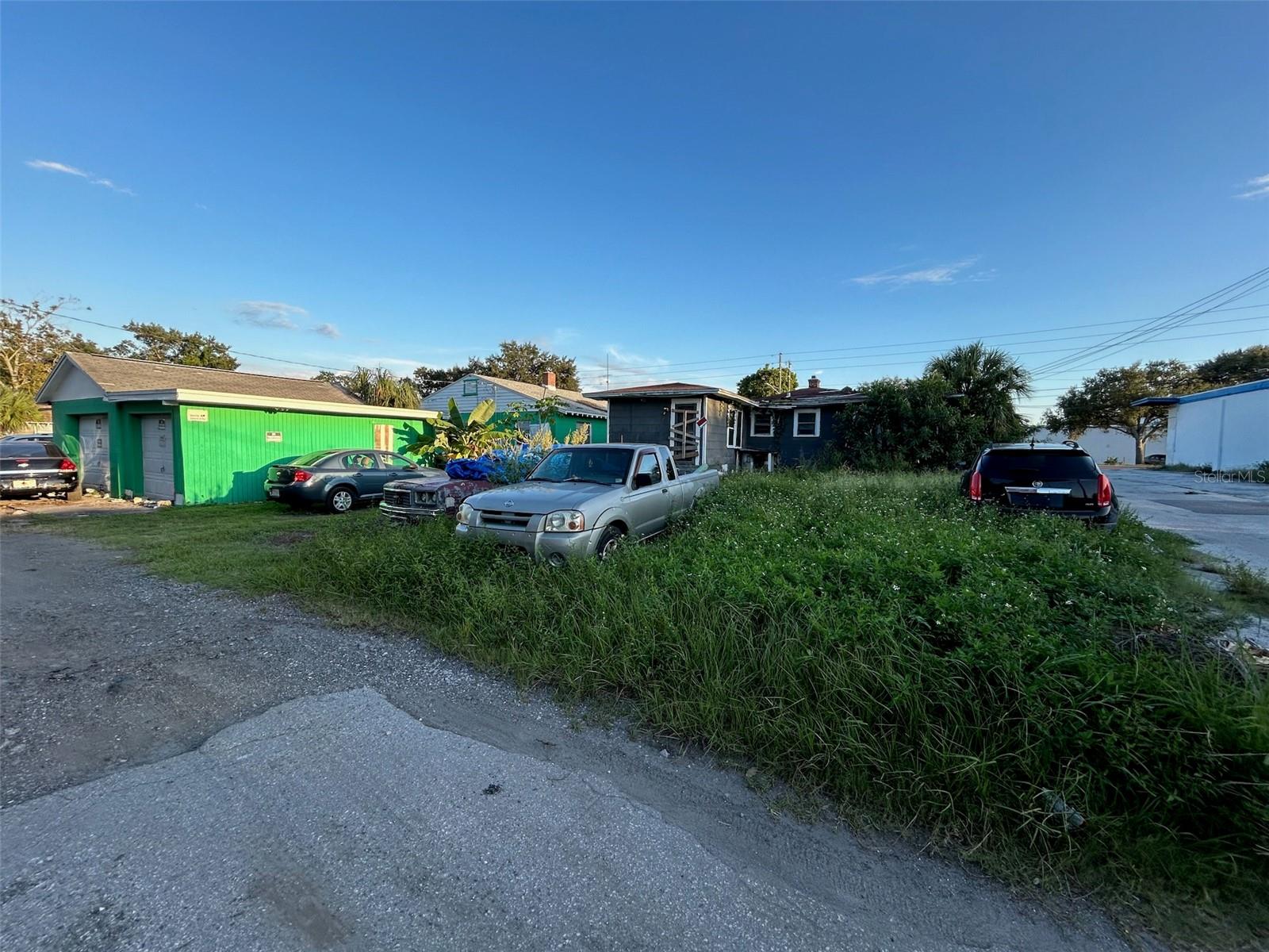 877 22ND AVE S, ST PETERSBURG, FL — photo 9