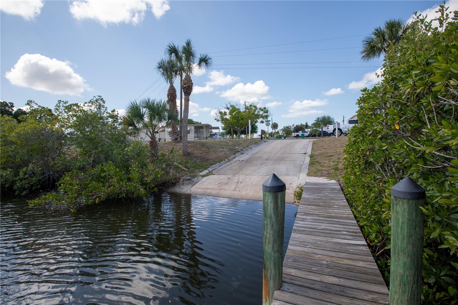 2465 HERON DR, ENGLEWOOD, FL — photo 2