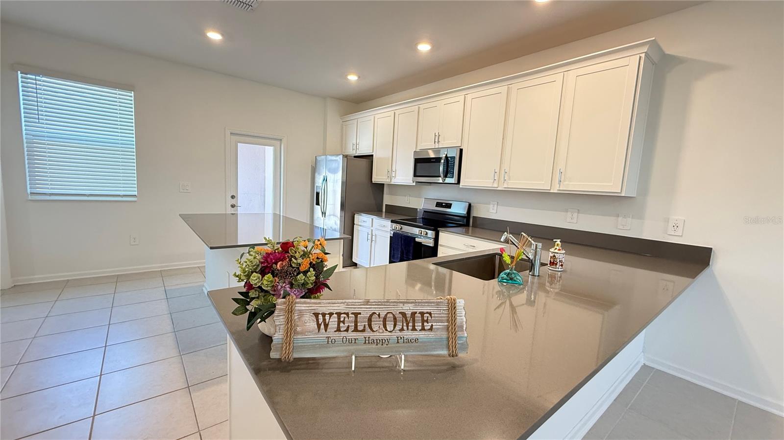 2675 CANDIED APPLE ALY, KISSIMMEE, FL — photo 3