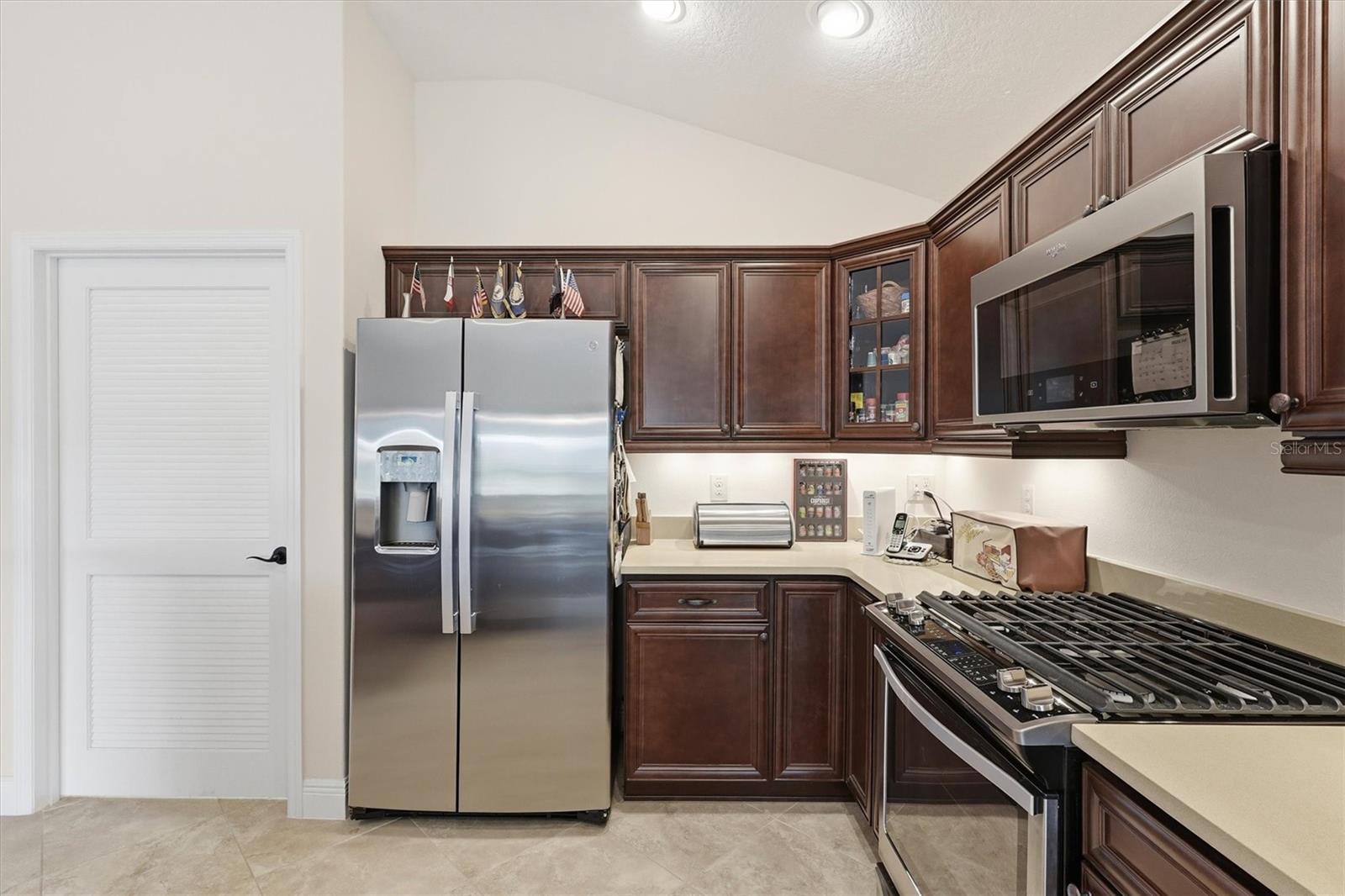 5819 WHITE IBIS RUN, THE VILLAGES, FL — photo 9