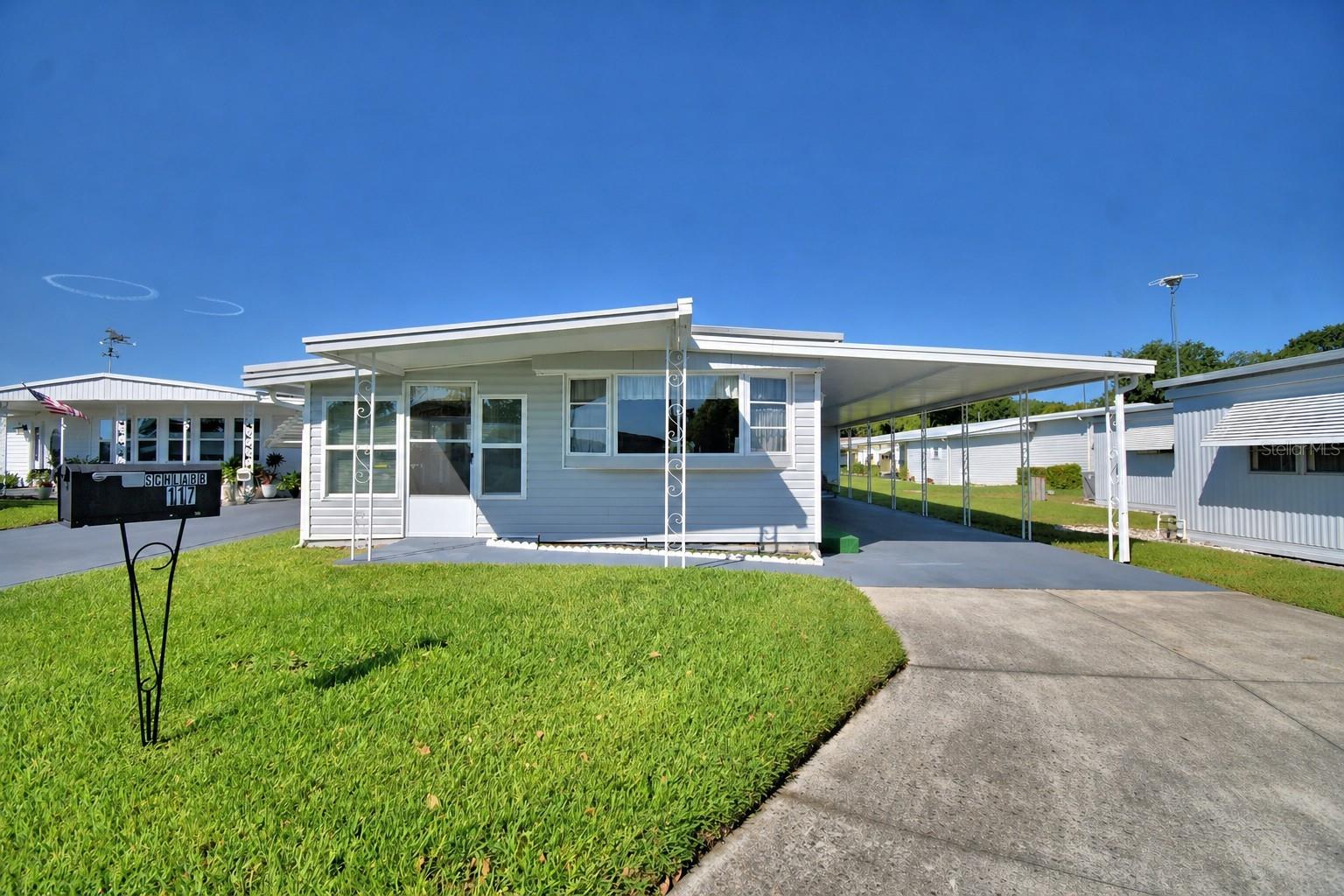 117 HOLIDAY LN, AUBURNDALE, FL
