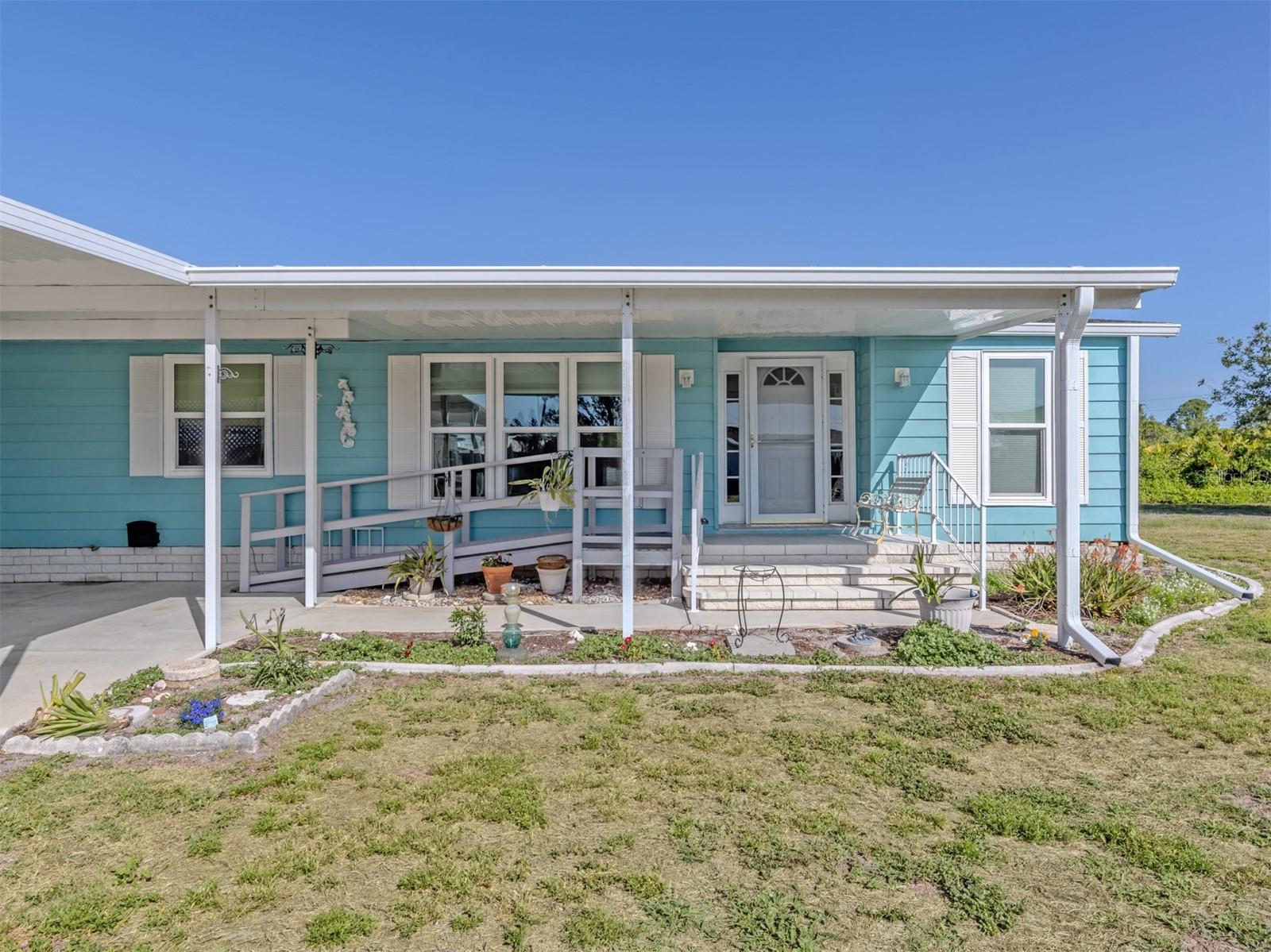 592 PORTSIDE DR, NORTH PORT, FL — photo 3