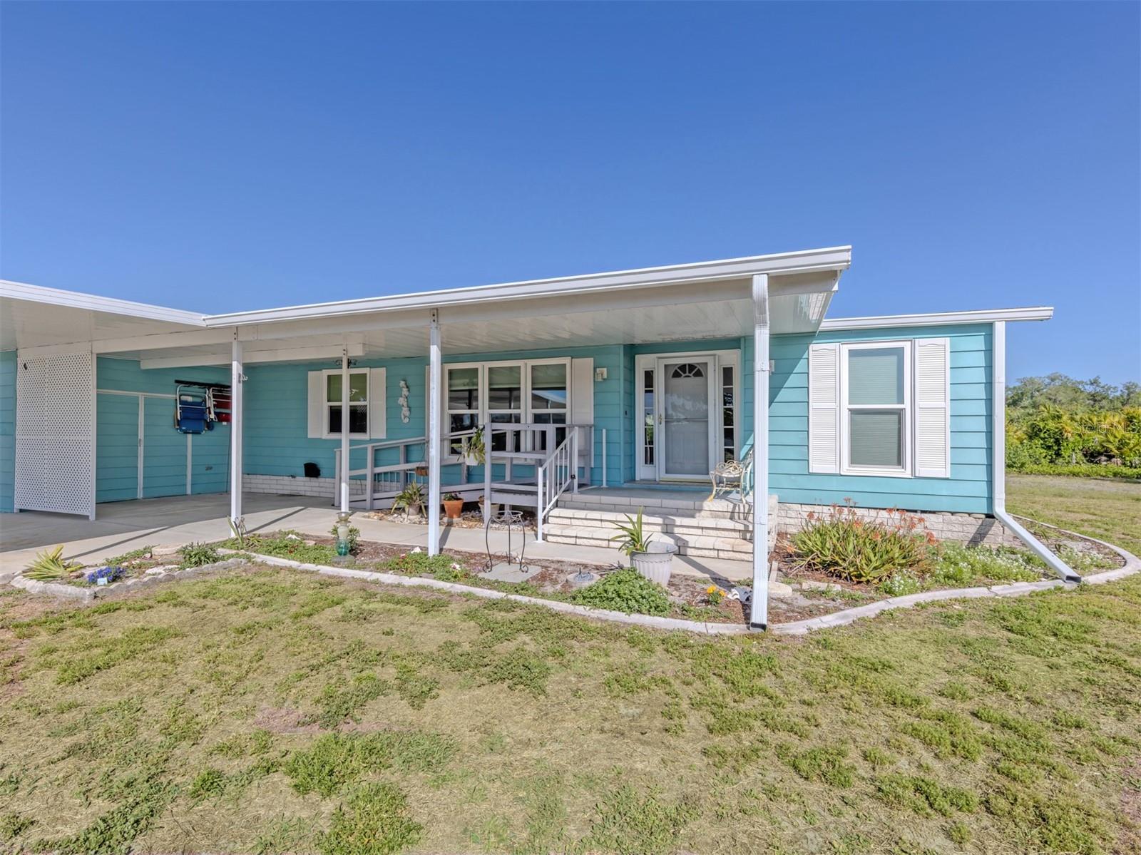 592 PORTSIDE DR, NORTH PORT, FL — photo 4