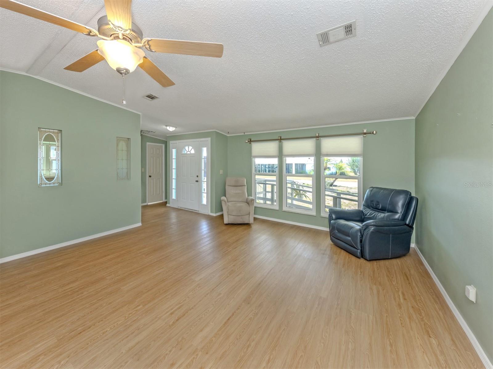592 PORTSIDE DR, NORTH PORT, FL — photo 11