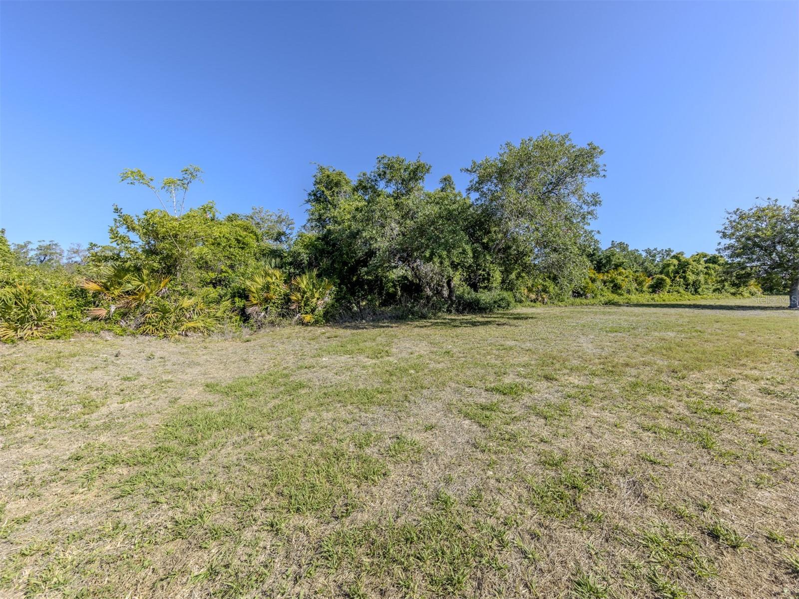 592 PORTSIDE DR, NORTH PORT, FL — photo 31