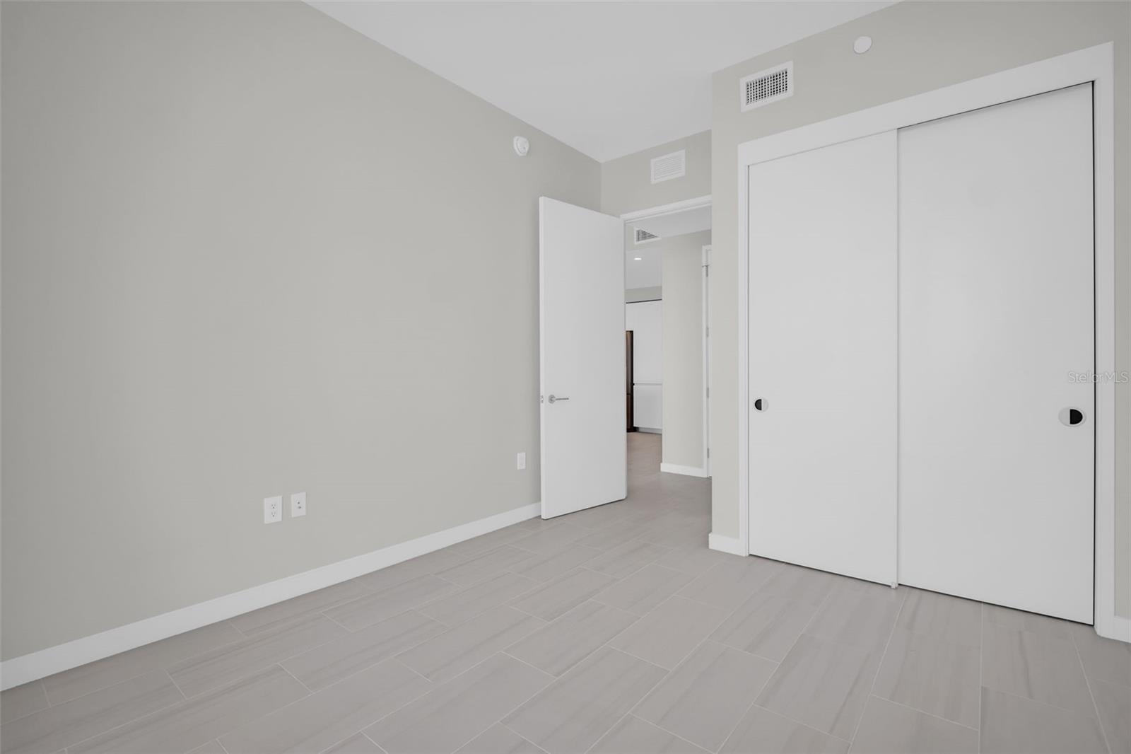 400 CENTRAL AVE #3603, ST PETERSBURG, FL — photo 27