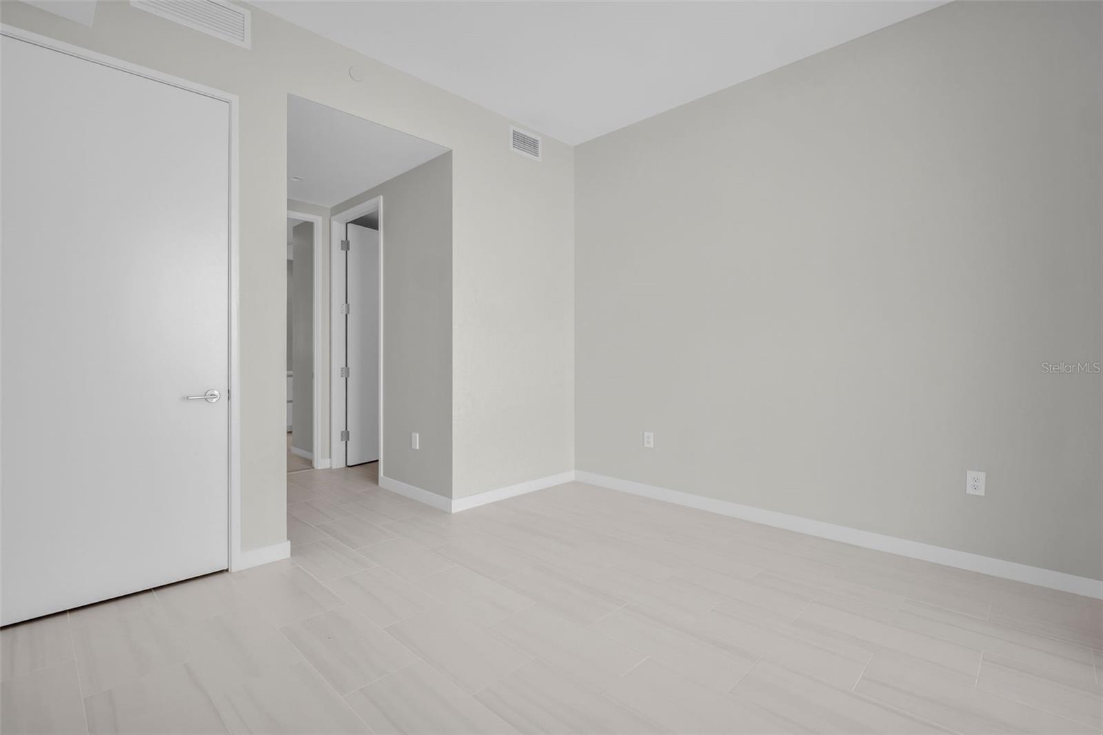 400 CENTRAL AVE #3603, ST PETERSBURG, FL — photo 32