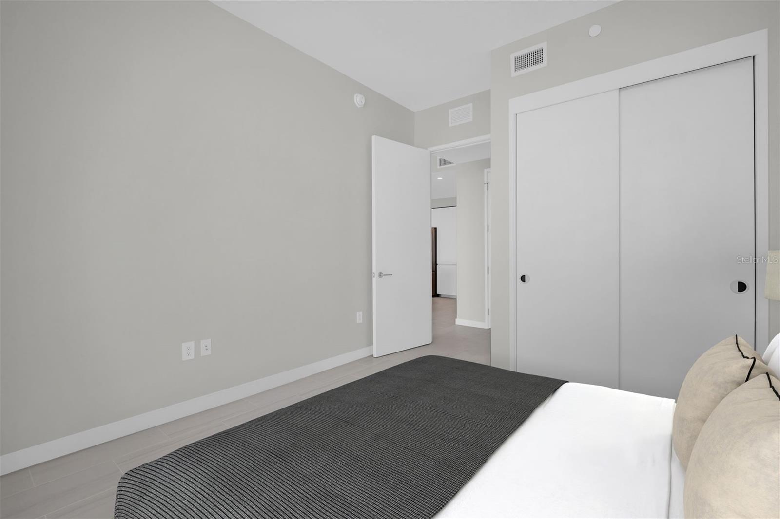 400 CENTRAL AVE #3603, ST PETERSBURG, FL — photo 39