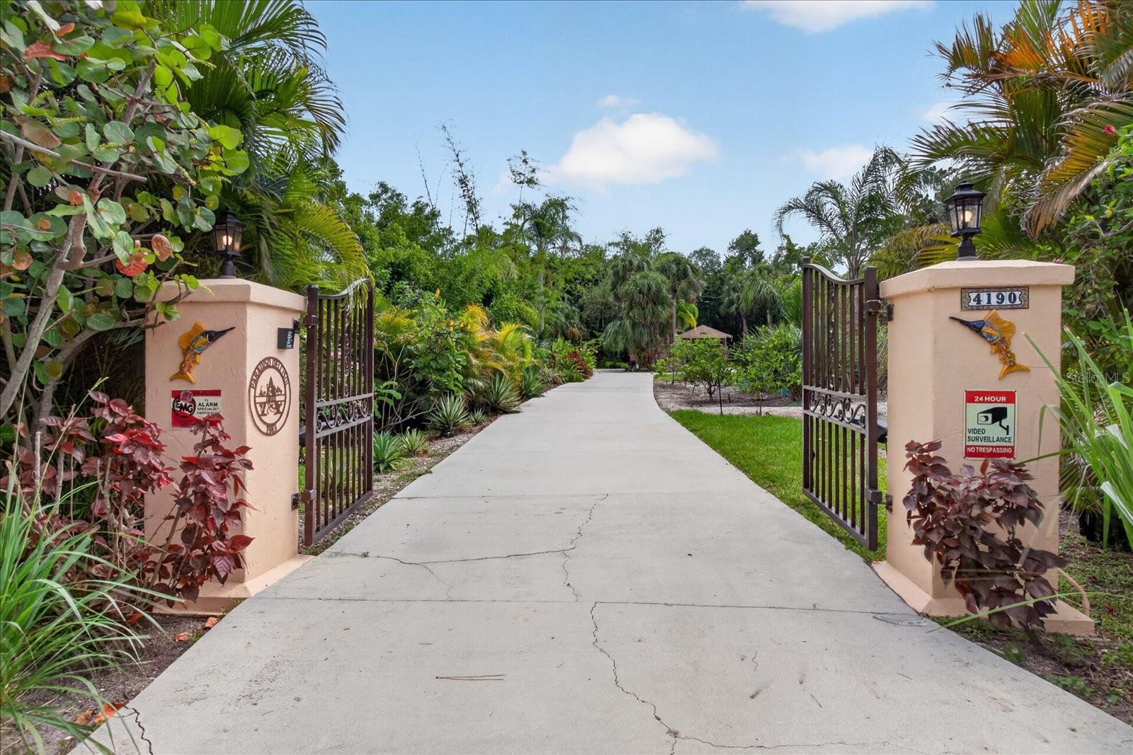 4190 STROMBUS RD, VENICE, FL — photo 2