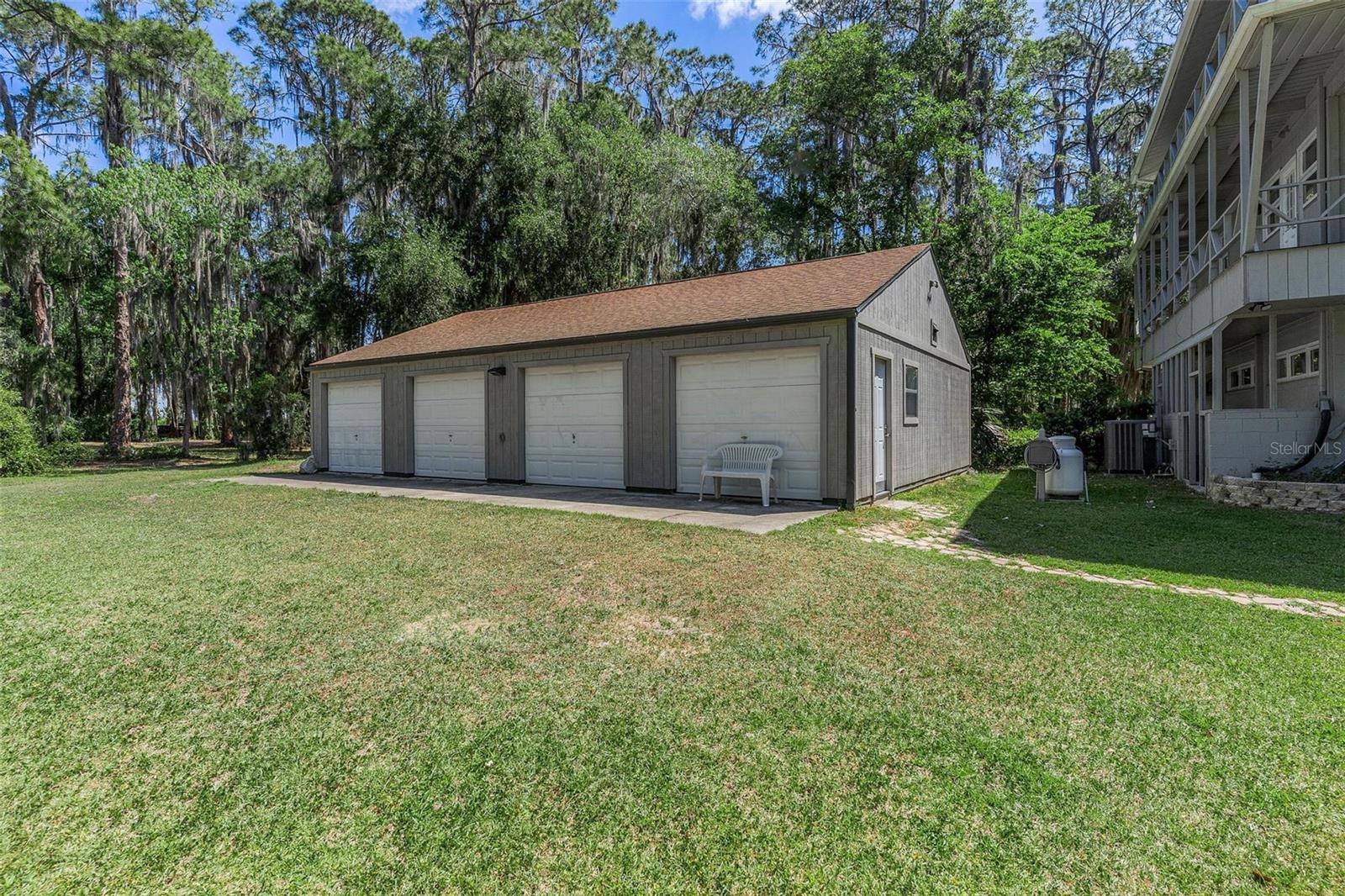7373 CIRCLE DR, LADY LAKE, FL — photo 76