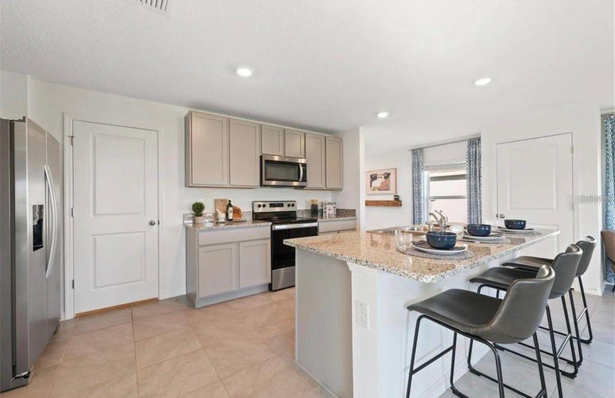 16716 GLACIER BAY LOOP, WIMAUMA, FL — photo 2