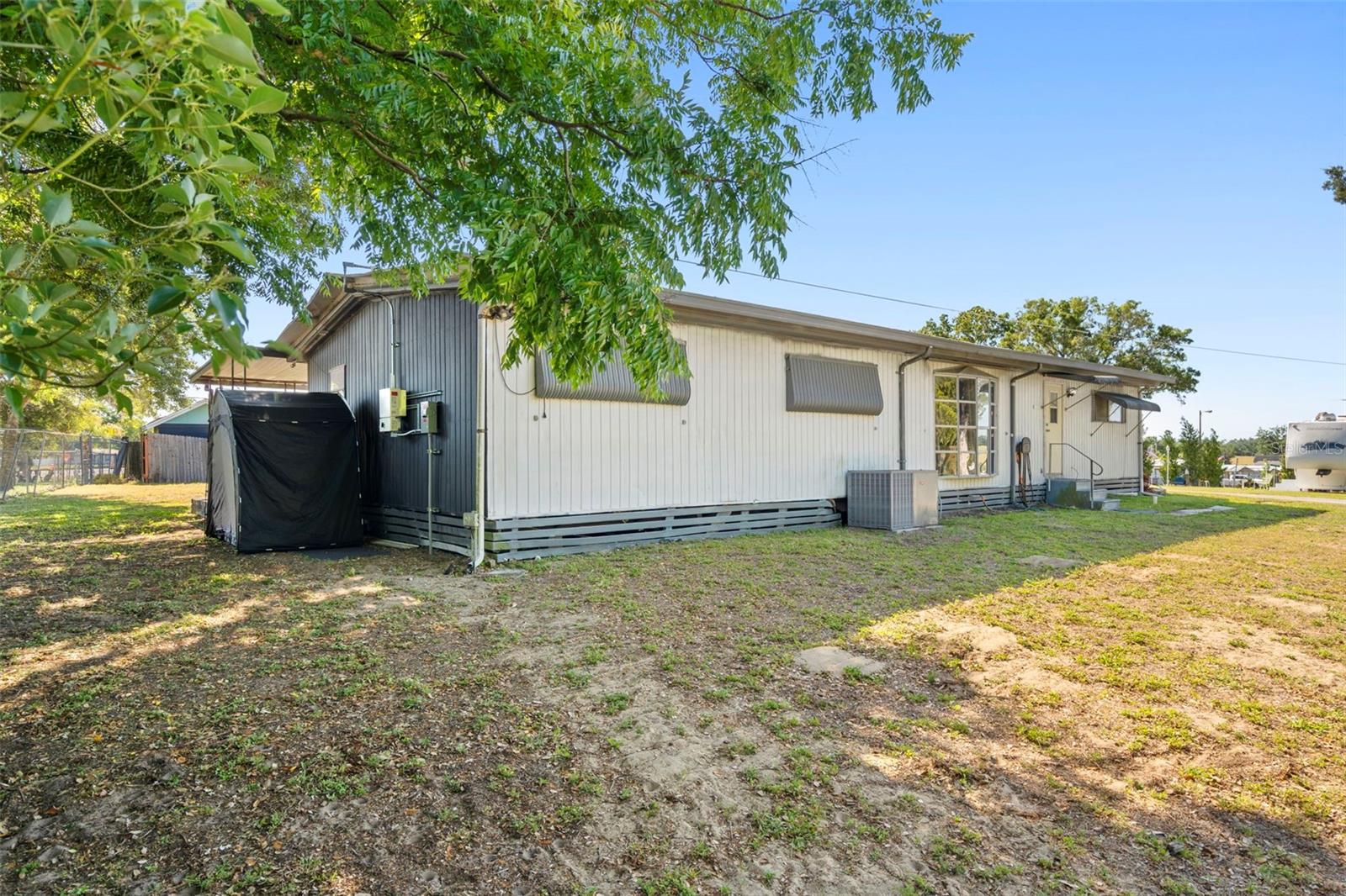 10220 WELLINGTON AVE, DADE CITY, FL — photo 33