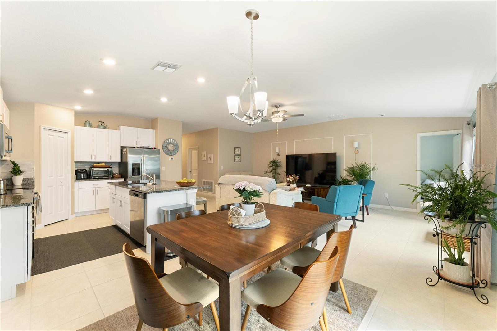 36548 GARDEN WALL WAY, ZEPHYRHILLS, FL — photo 8