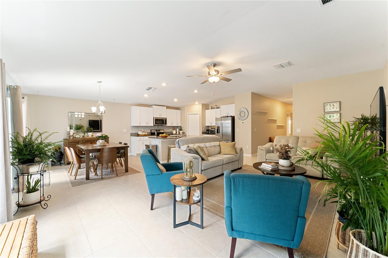 36548 GARDEN WALL WAY, ZEPHYRHILLS, FL — photo 16