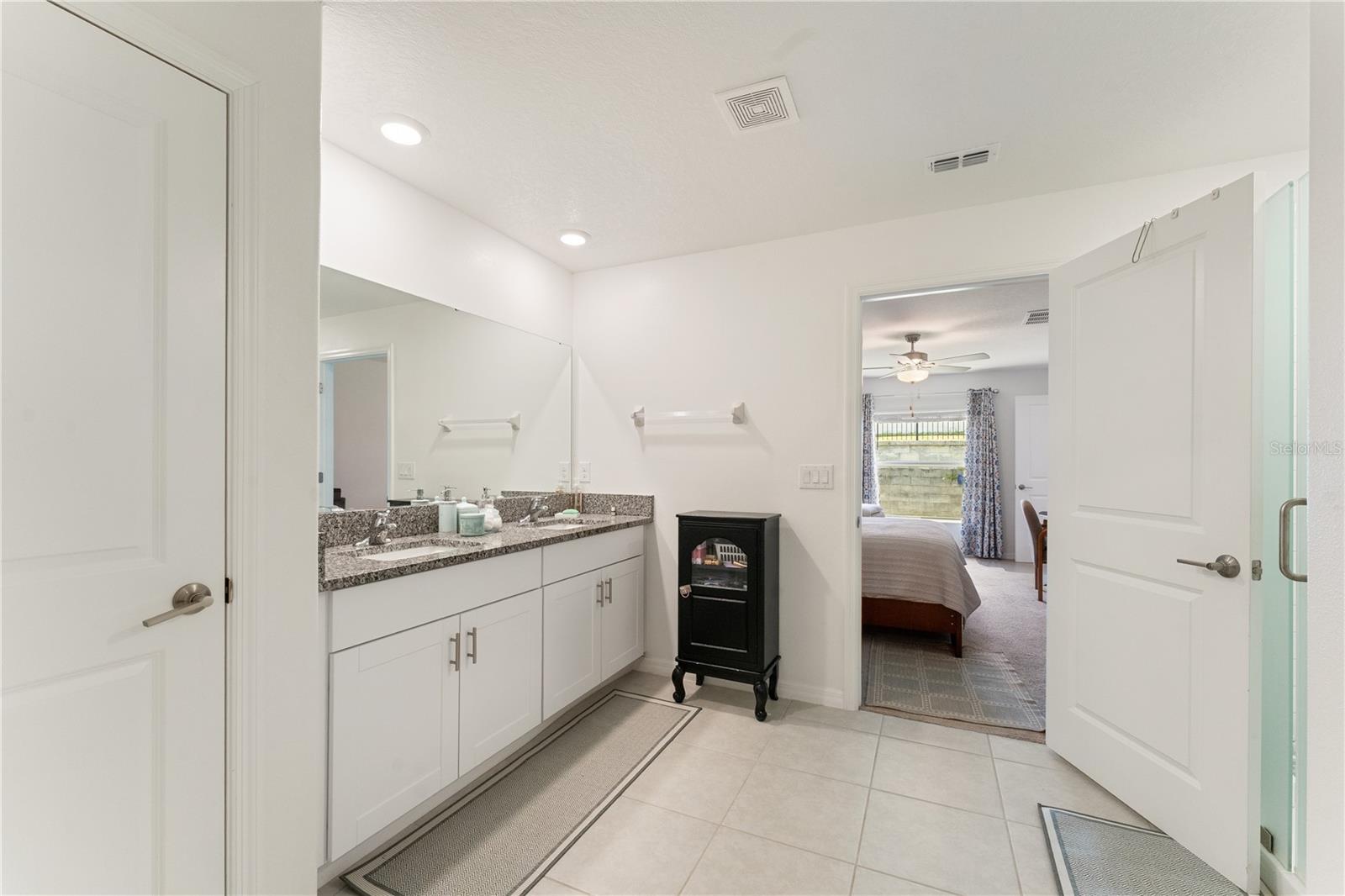 36548 GARDEN WALL WAY, ZEPHYRHILLS, FL — photo 22