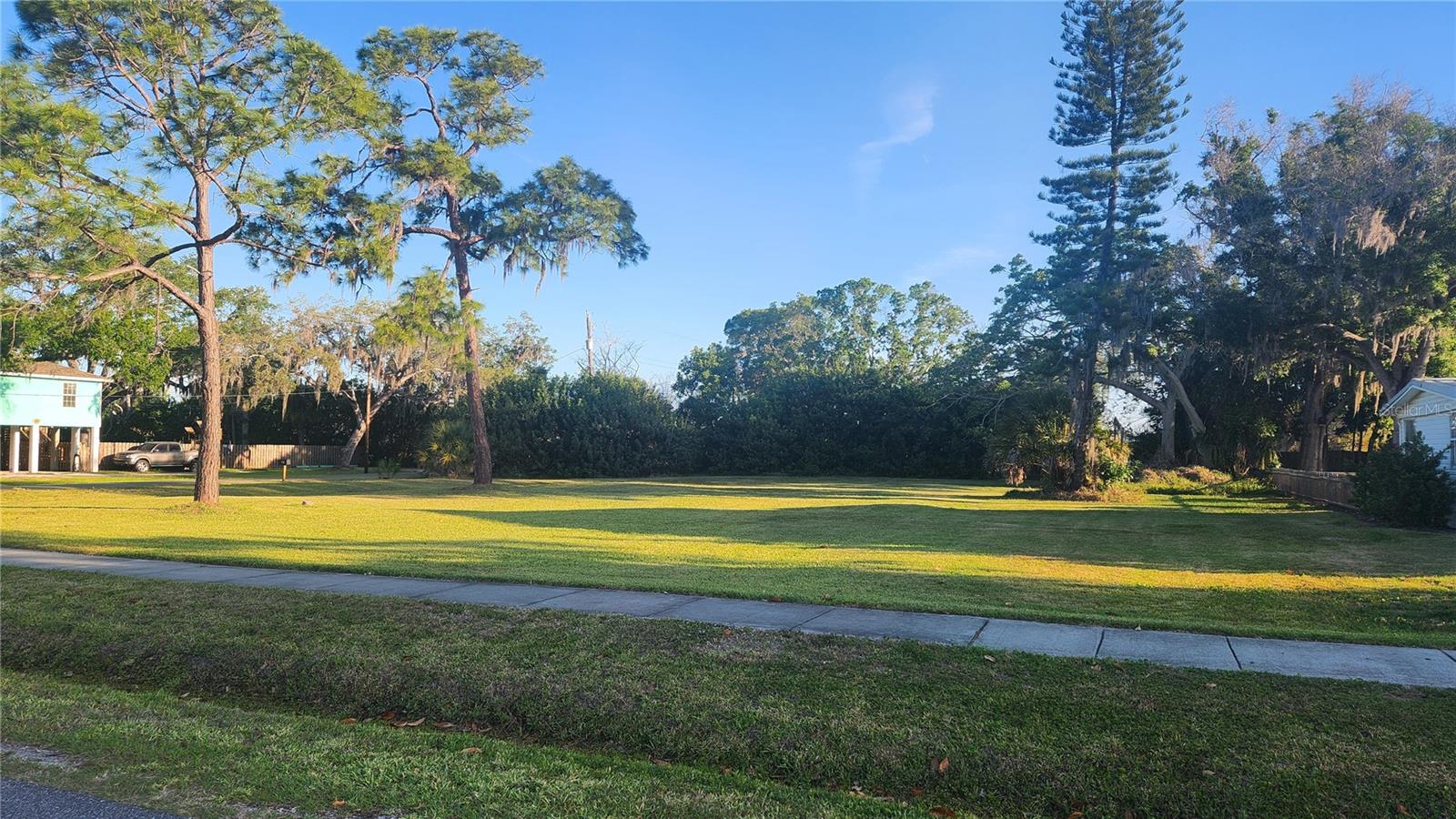 4TH AVE SW, RUSKIN, FL — photo 2