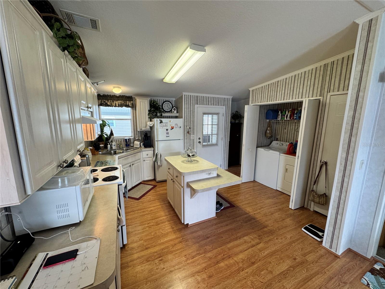 346 ANDROS DR, SARASOTA, FL — photo 10