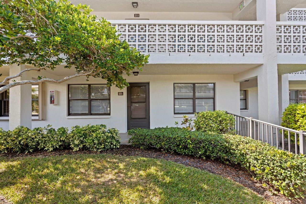 4910 BAY ST NE #111, ST PETERSBURG, FL