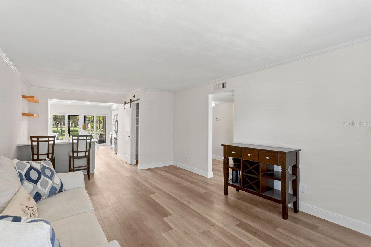 4910 BAY ST NE #111, ST PETERSBURG, FL — photo 4
