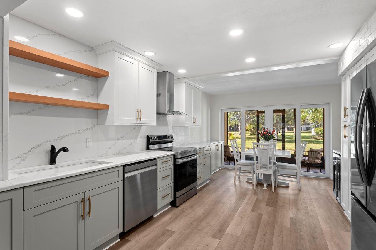 4910 BAY ST NE #111, ST PETERSBURG, FL — photo 10