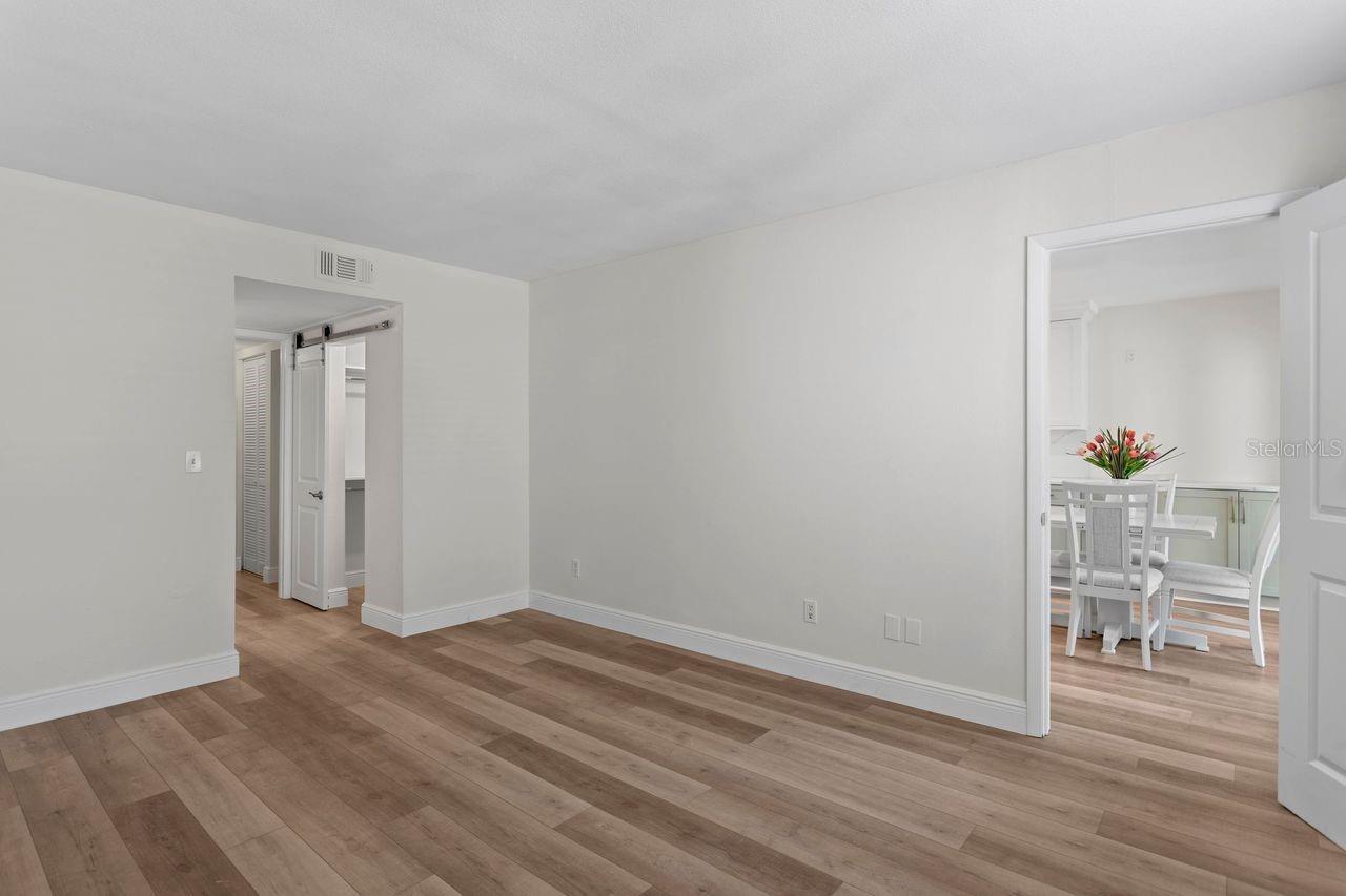 4910 BAY ST NE #111, ST PETERSBURG, FL — photo 15